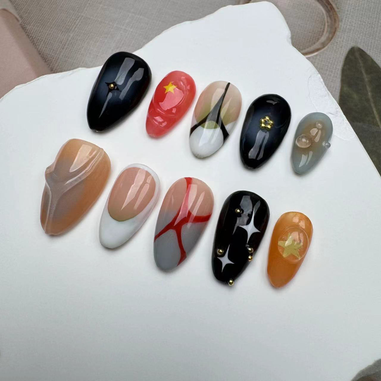 Handmade Nails/custom press on nails/party press on nails/Flakes for nails/wedding nails gift/Japanese nails/Long nails/Almond nails