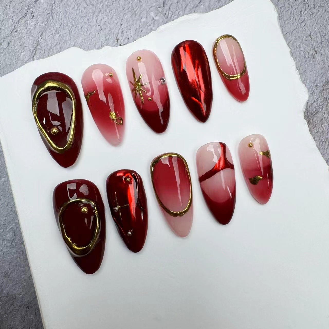 Handmade Nails/custom press on nails/party press on nails/Flakes for nails/wedding nails gift/Japanese nails/Long nails/Almond nails