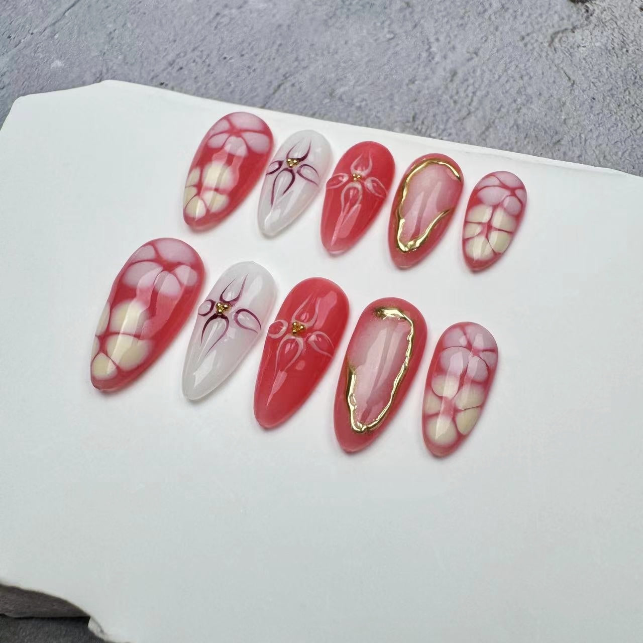 Handmade Nails/custom press on nails/party press on nails/Flakes for nails/wedding nails gift/Japanese nails/Long nails/Almond nails
