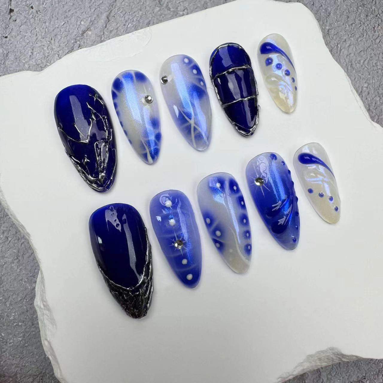 Handmade Nails/custom press on nails/party press on nails/Flakes for nails/wedding nails gift/Japanese nails/Long nails/Almond nails