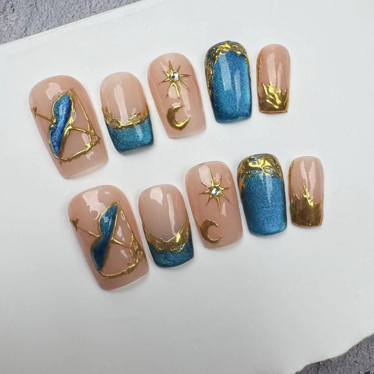 Handmade Nails/custom press on nails/party press on nails/Flakes for nails/wedding nails gift/Japanese nails/Long nails/Almond nails