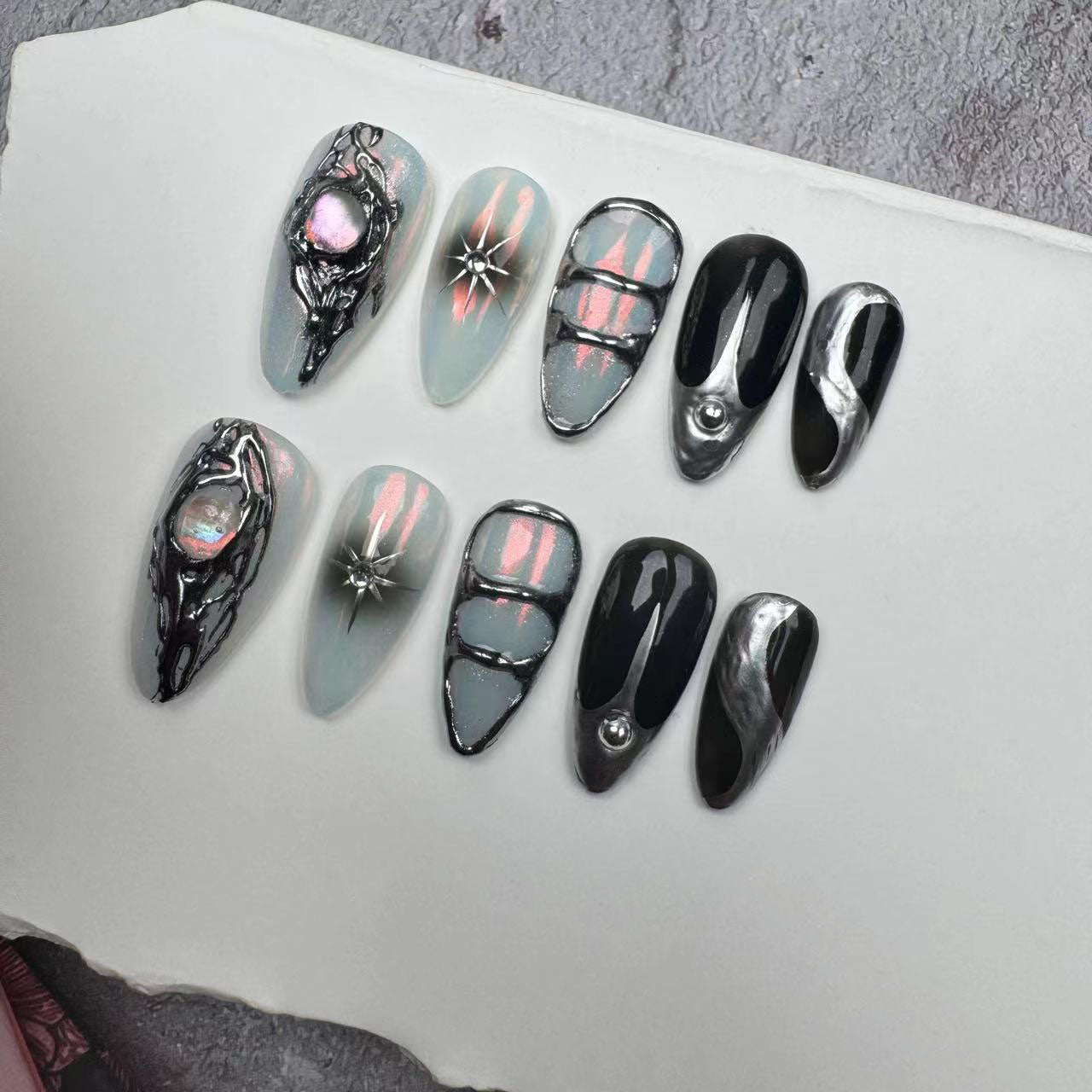 Handmade Nails/custom press on nails/party press on nails/Flakes for nails/wedding nails gift/Japanese nails/Long nails/Almond nails