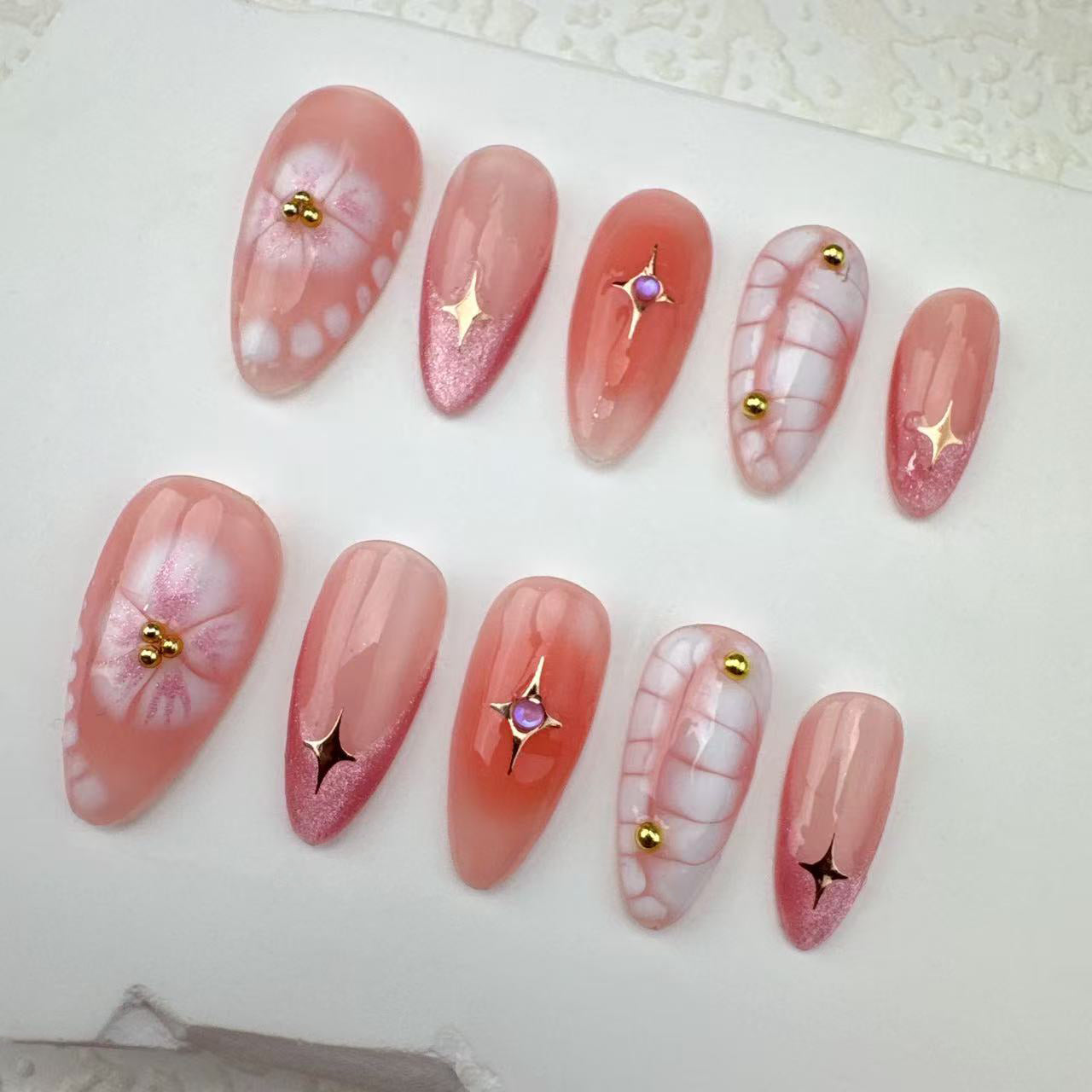handmade Nails/custom press on nails/party press on nails/Flakes for nails/Beautiful nails gift/nail art/Long nails/Almond nails