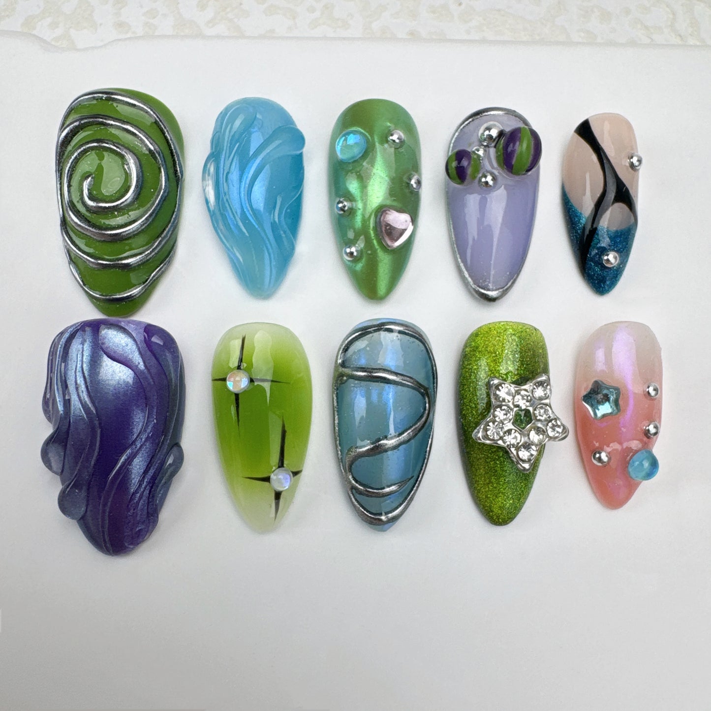 Handmade nails/custom press on nails/party press on nails/Flakes for nails/Beautiful nails gift/nail art/Long nails/Almond nails-8
