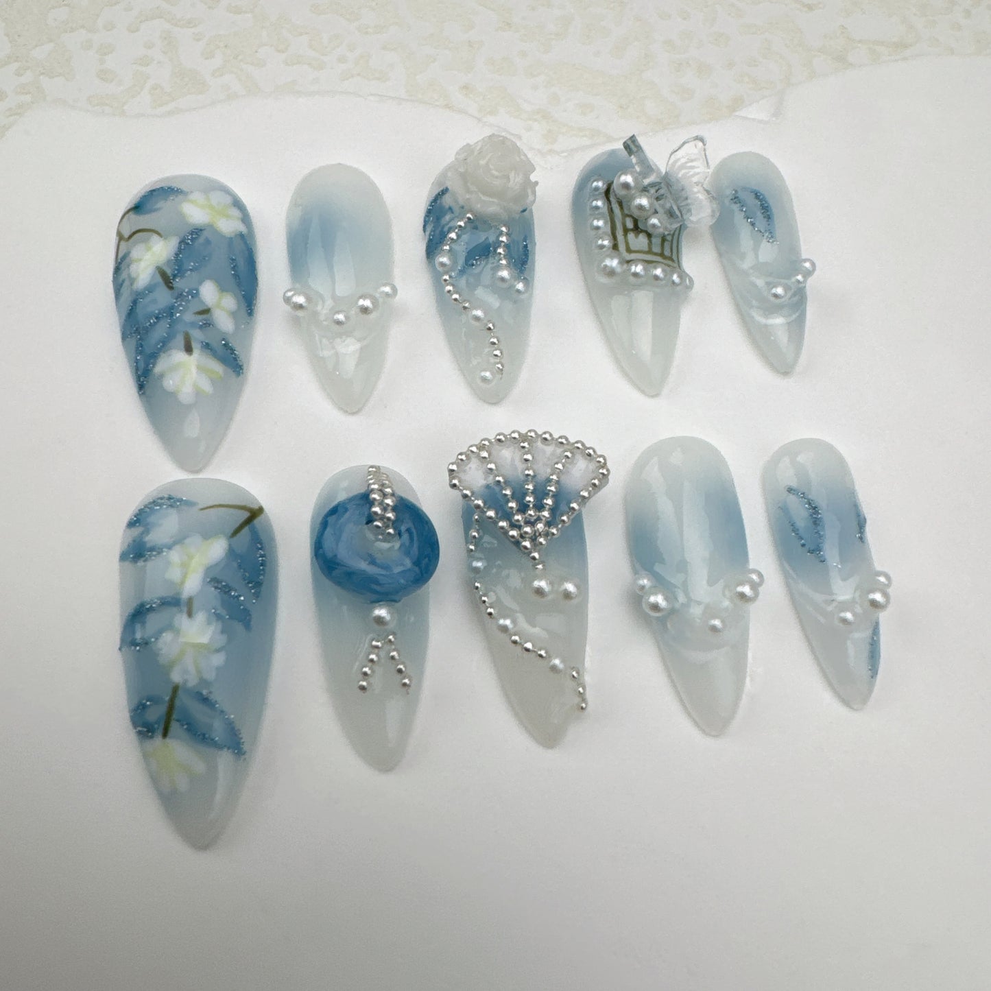 3D nails/custom press on nails/party press on nails/Flakes for nails/Beautiful nails gift/nail art/Long nails/Almond nails