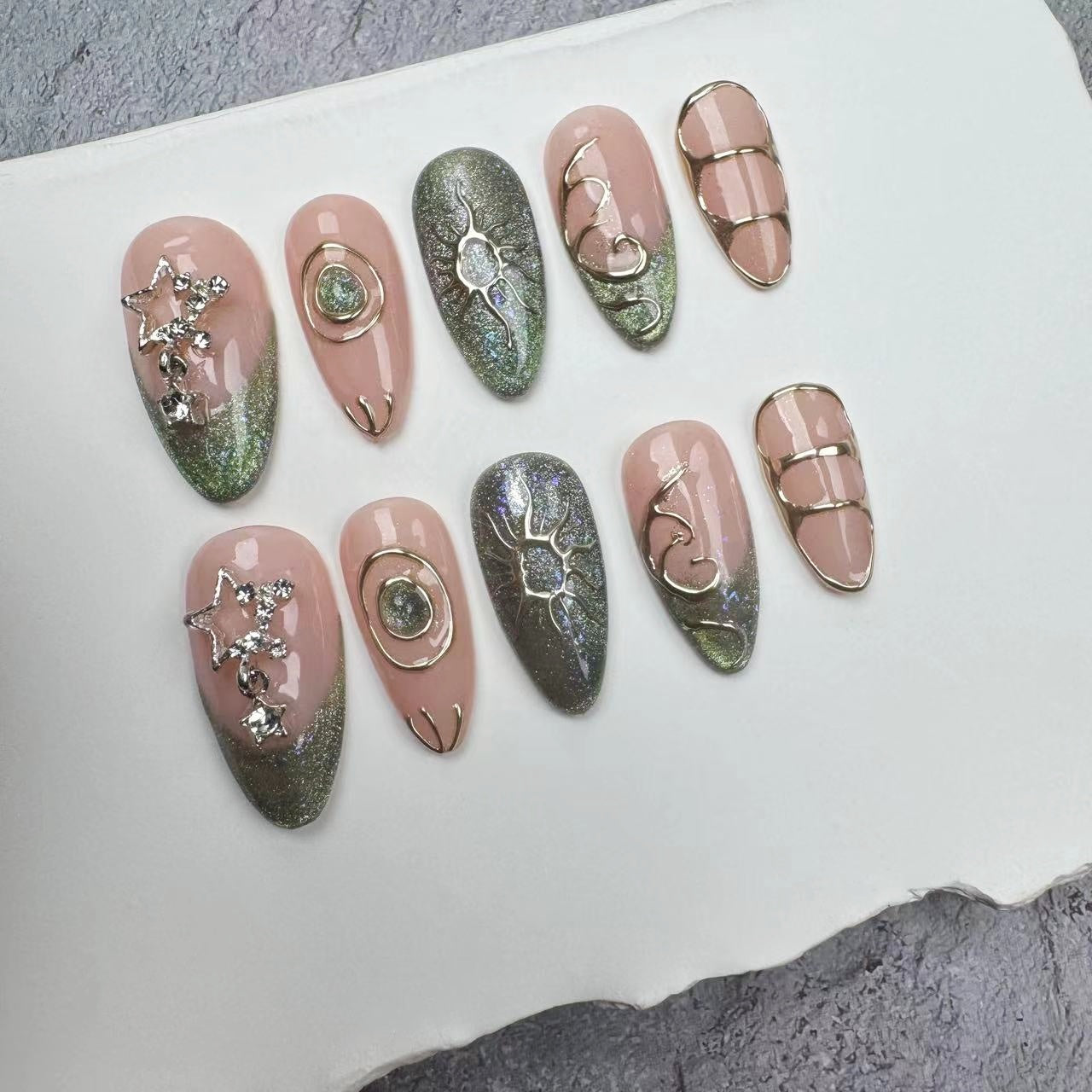Handmade Nails/custom press on nails/party press on nails/Flakes for nails/wedding nails gift/Japanese nails/Long nails/Almond nails