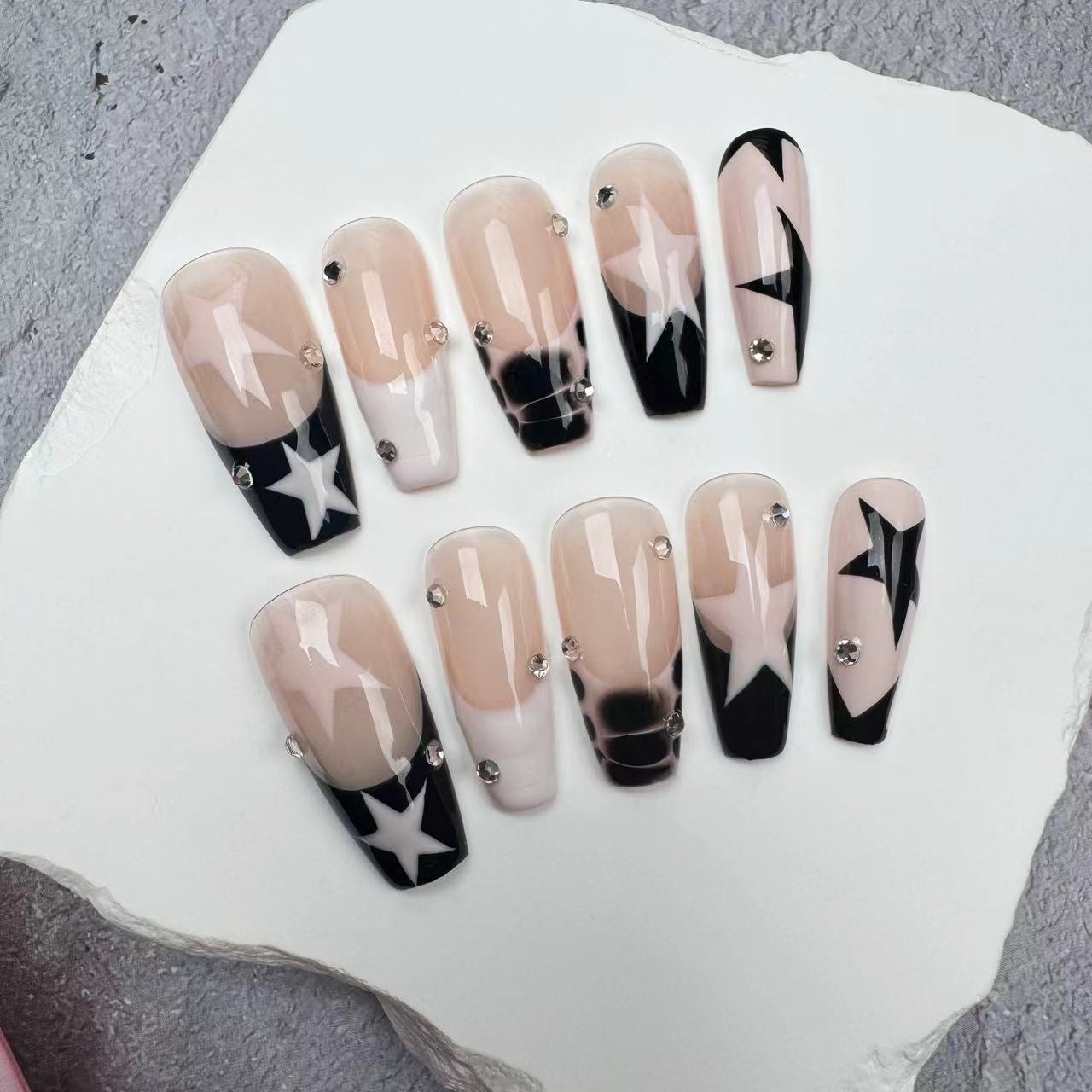 Handmade Nails/custom press on nails/party press on nails/Flakes for nails/wedding nails gift/Japanese nails/Long nails/Almond nails