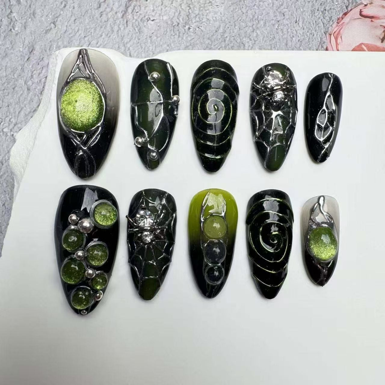 Handmade Nails/custom press on nails/party press on nails/Flakes for nails/wedding nails gift/Japanese nails/Long nails/Almond nails