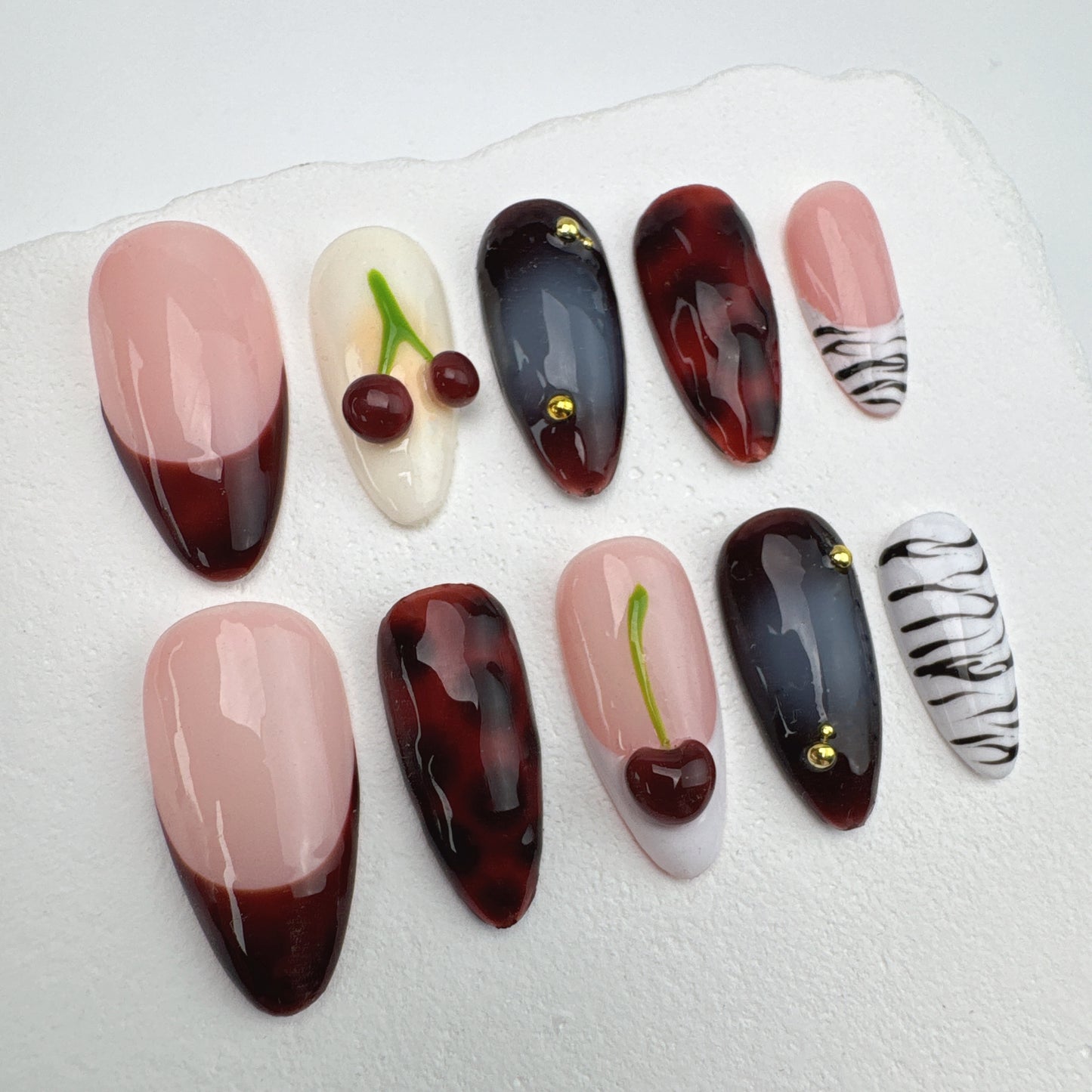 3D nails/custom press on nails/party press on nails/Flakes for nails/Beautiful nails gift/nail art/Long nails/Almond nails