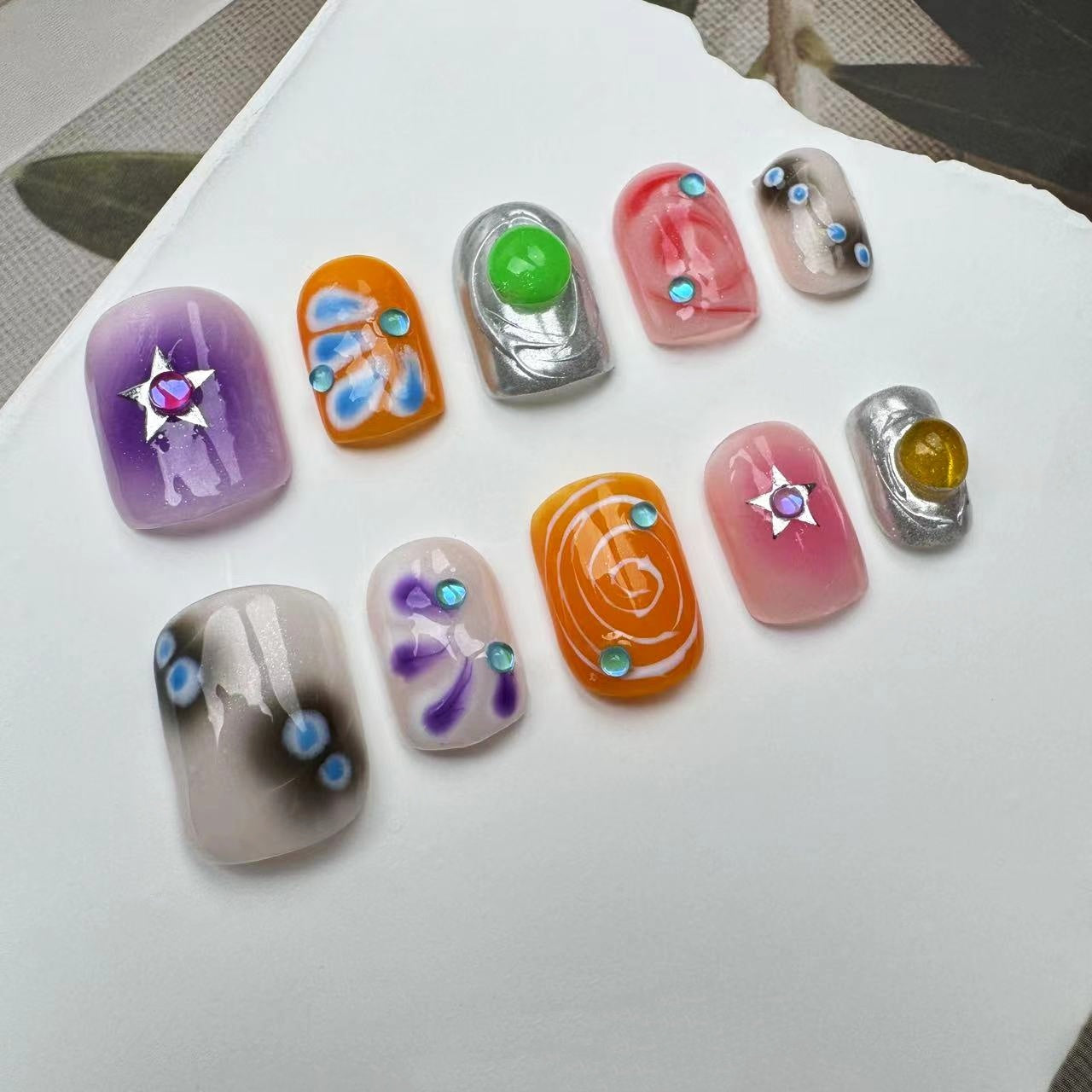Handmade Nails/custom press on nails/party press on nails/Flakes for nails/wedding nails gift/Japanese nails/Long nails/Almond nails