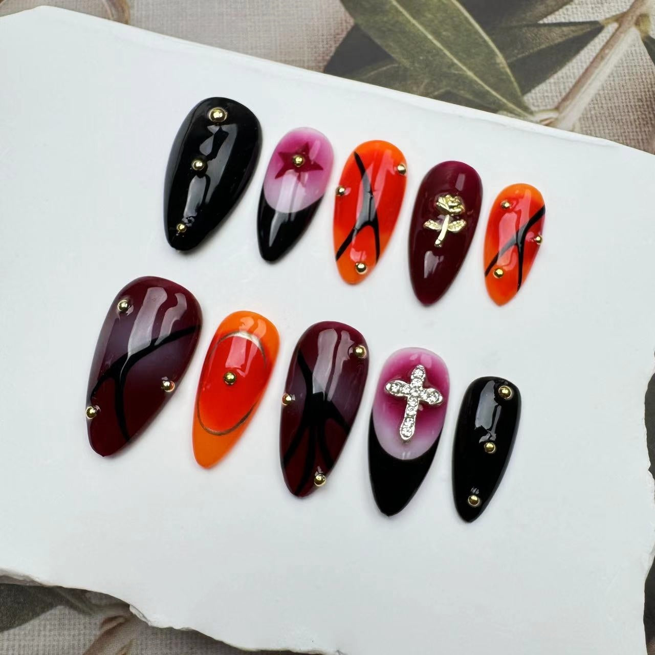 Handmade Nails/custom press on nails/party press on nails/Flakes for nails/wedding nails gift/Japanese nails/Long nails/Almond nails