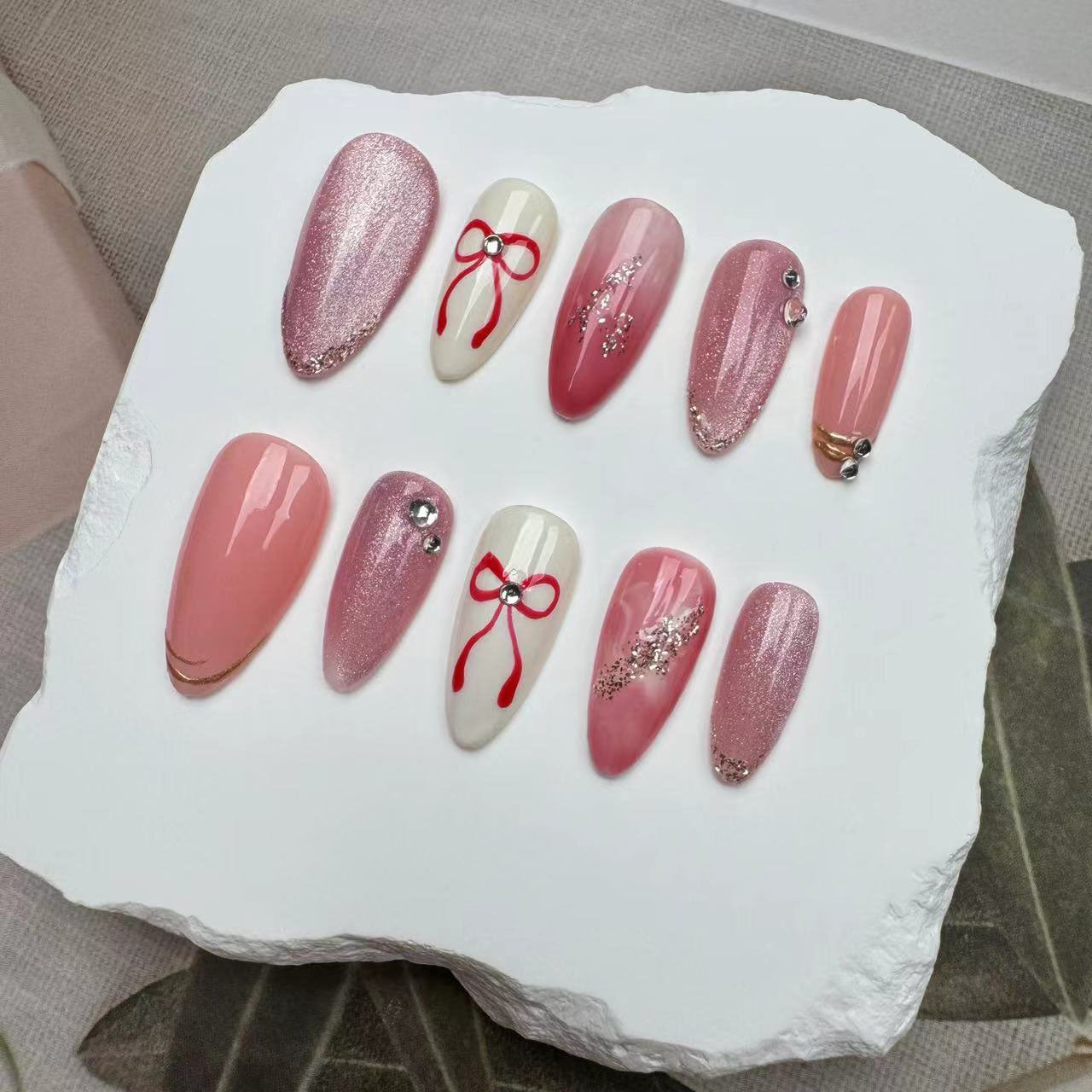 Handmade Nails/custom press on nails/party press on nails/Flakes for nails/wedding nails gift/Japanese nails/Long nails/Almond nails