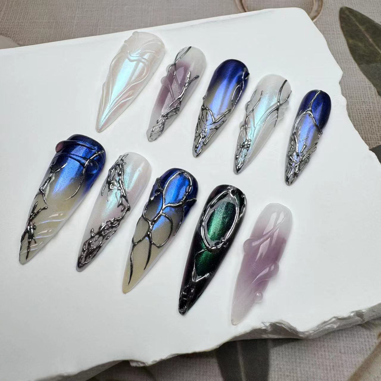 Handmade Nails/custom press on nails/party press on nails/Flakes for nails/wedding nails gift/Japanese nails/Long nails/Almond nails
