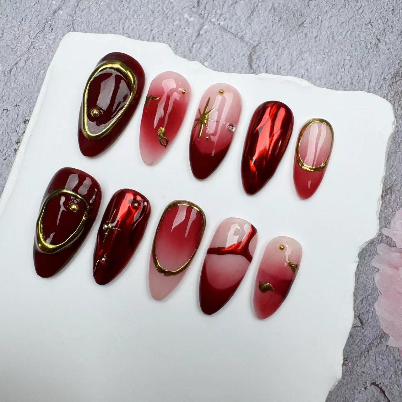 Handmade Nails/custom press on nails/party press on nails/Flakes for nails/wedding nails gift/Japanese nails/Long nails/Almond nails