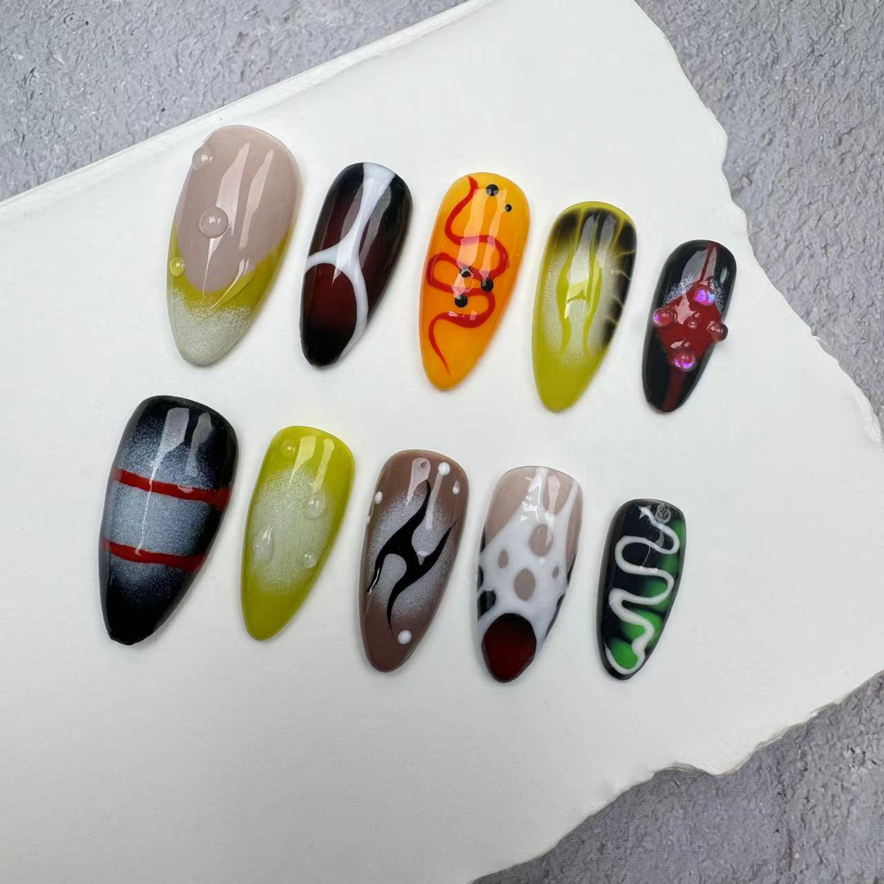 Handmade Nails/custom press on nails/party press on nails/Flakes for nails/wedding nails gift/Japanese nails/Long nails/Almond nails
