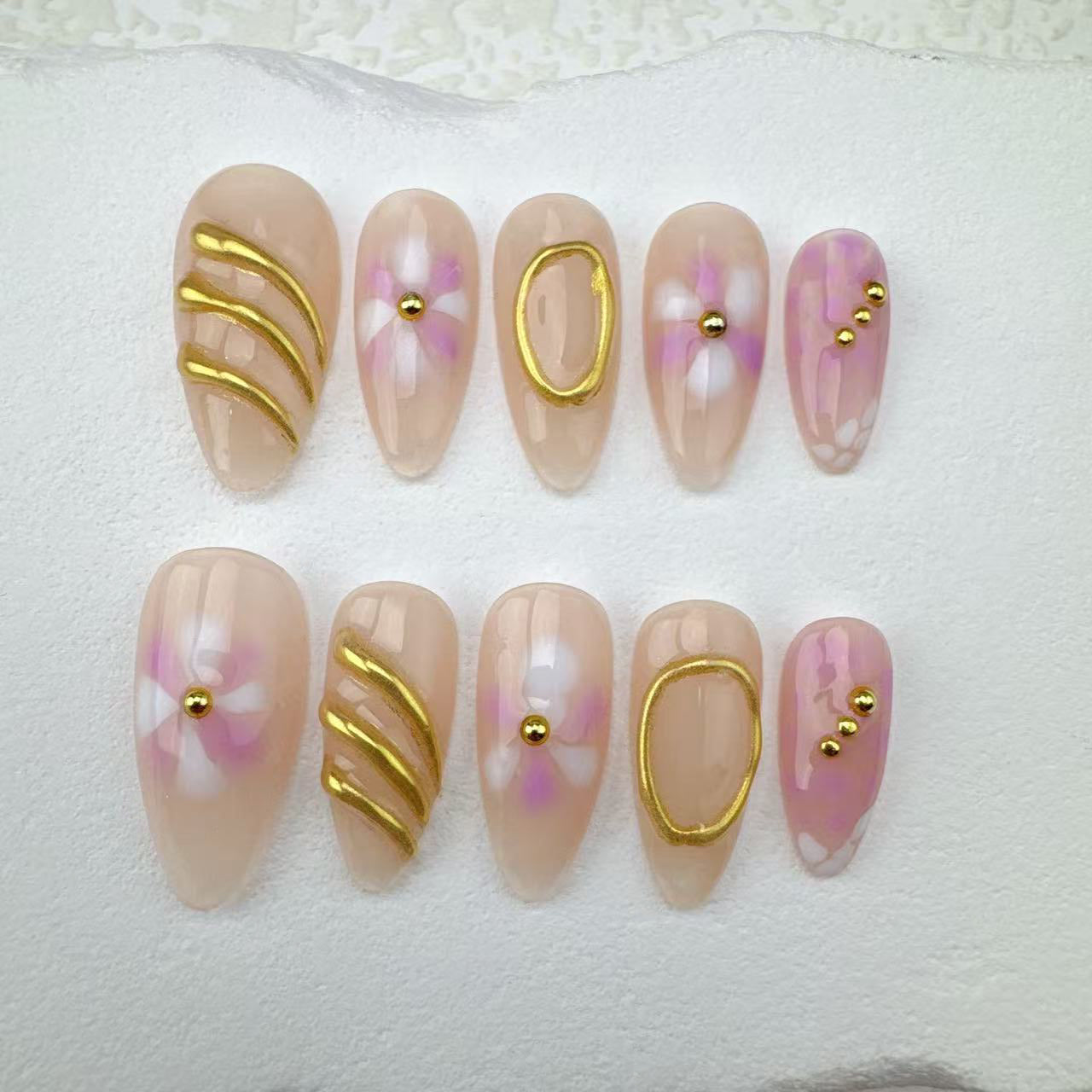 Handmade nails/custom press on nails/party press on nails/Flakes for nails/Beautiful nails gift/nail art/Long nails/Almond nails