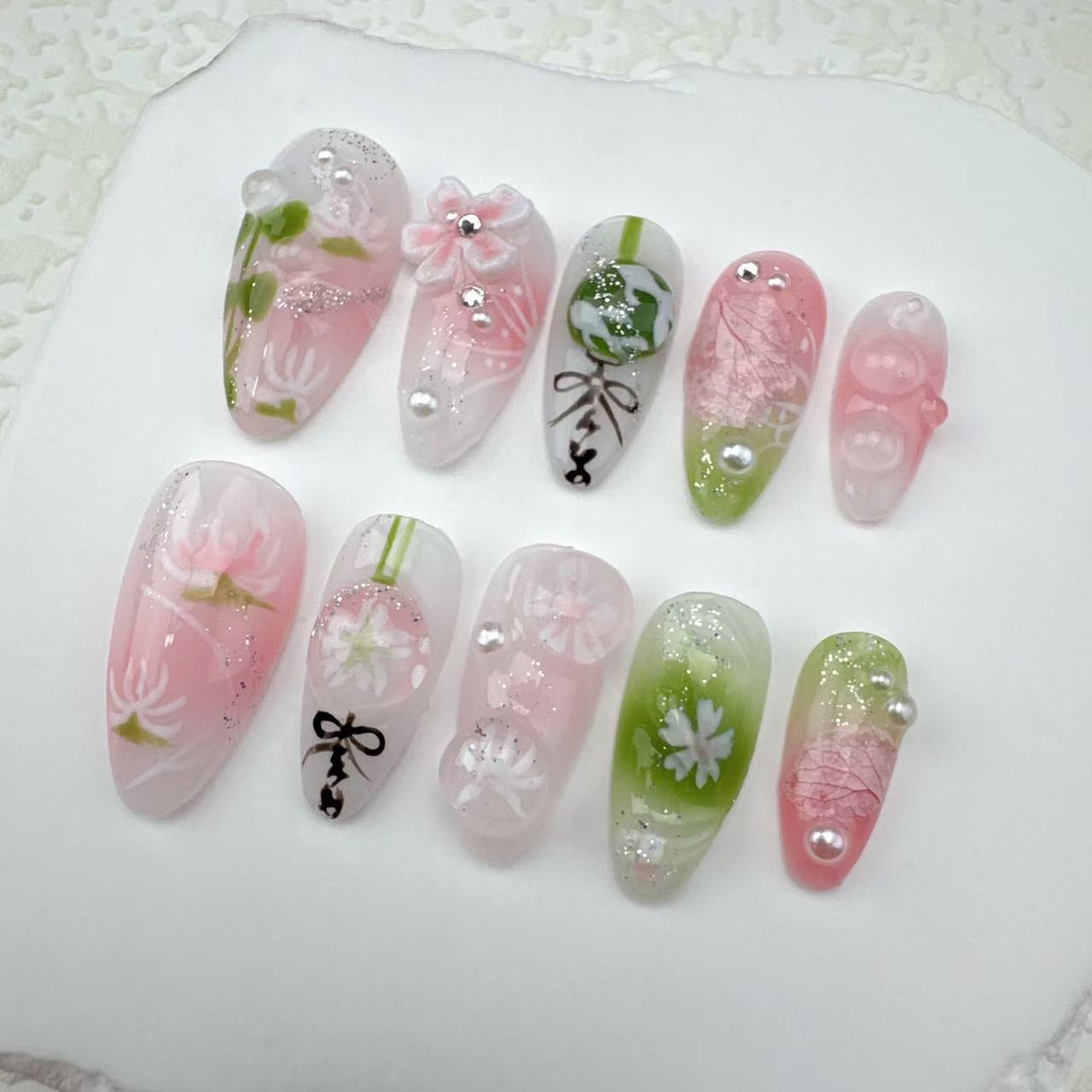 3D flower nails/custom press on nails/party press on nails/Flakes for nails/Beautiful nails gift/nail art/Long nails/Almond nails