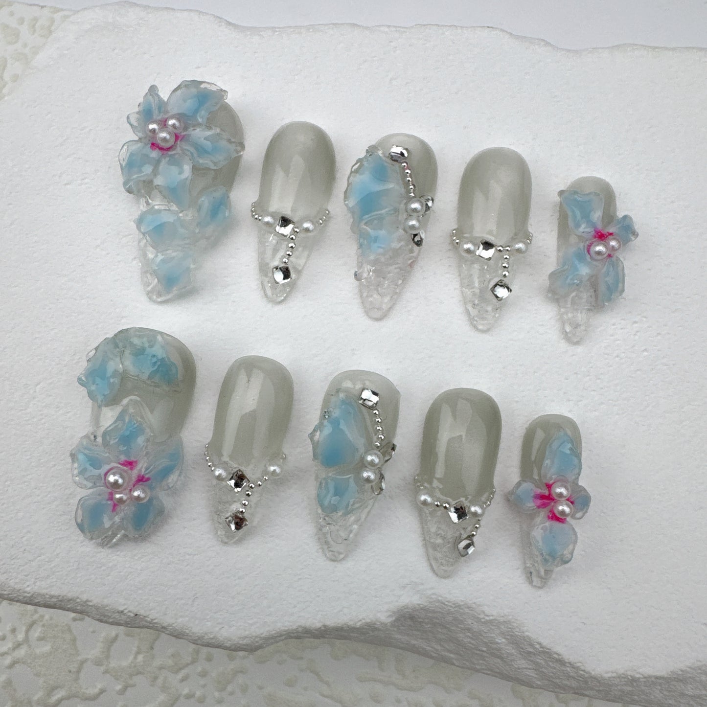 3D flower nails/custom press on nails/party press on nails/Flakes for nails/Beautiful nails gift/nail art/Long nails/Almond nails-14