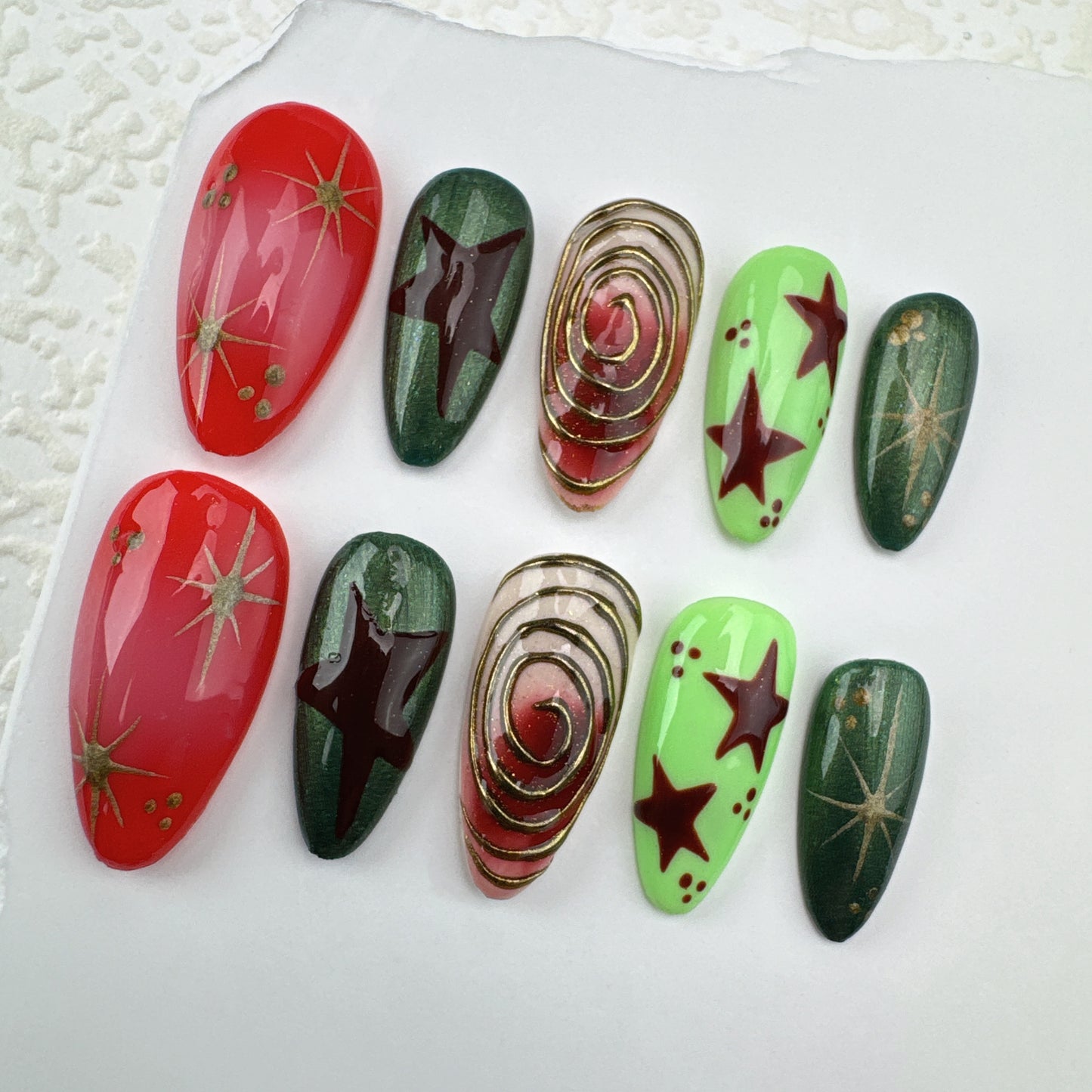Handmade nails/custom press on nails/party press on nails/Flakes for nails/Beautiful nails gift/nail art/Long nails/Almond nails