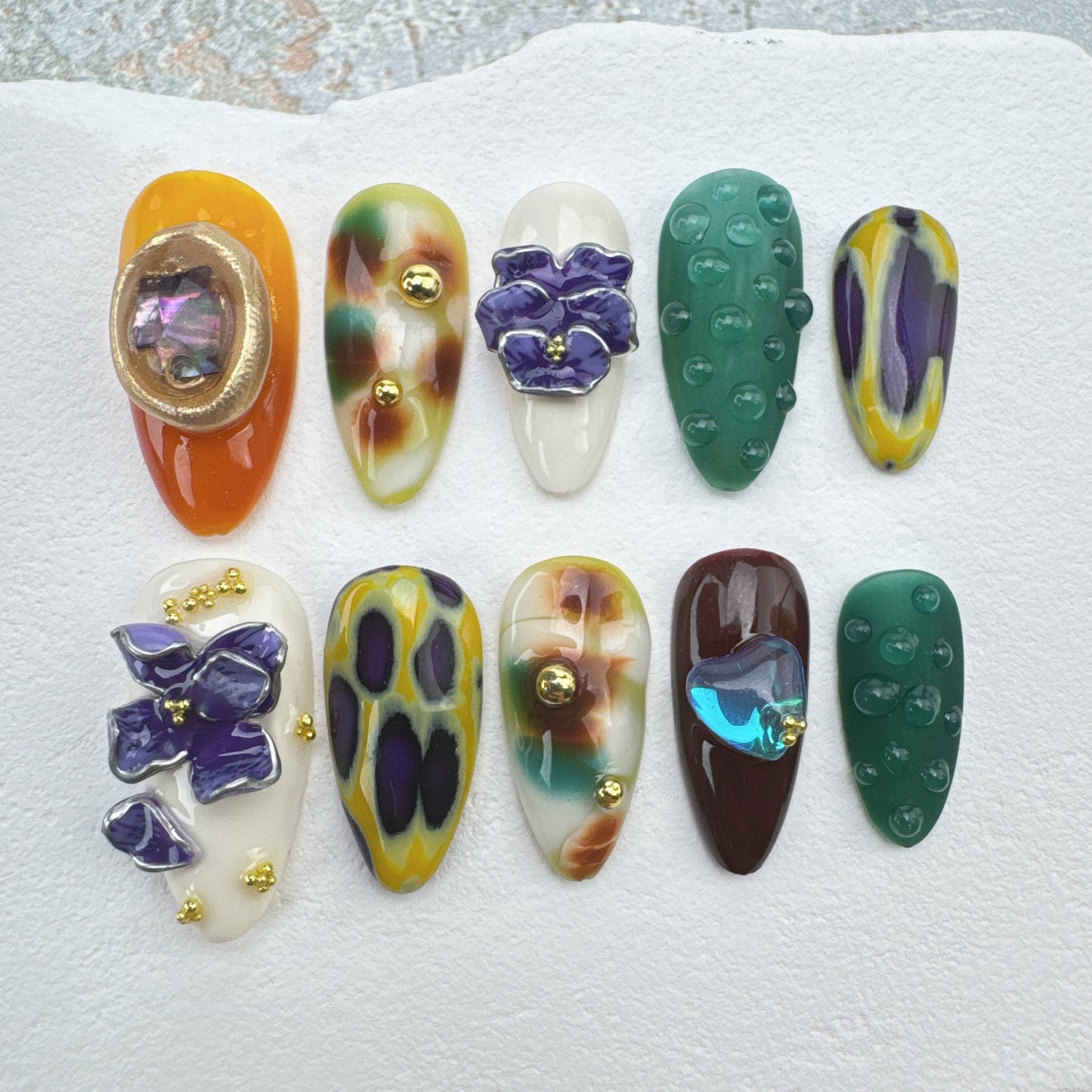 3D flower nails/custom press on nails/party press on nails/Flakes for nails/Beautiful nails gift/nail art/Long nails/Almond nails