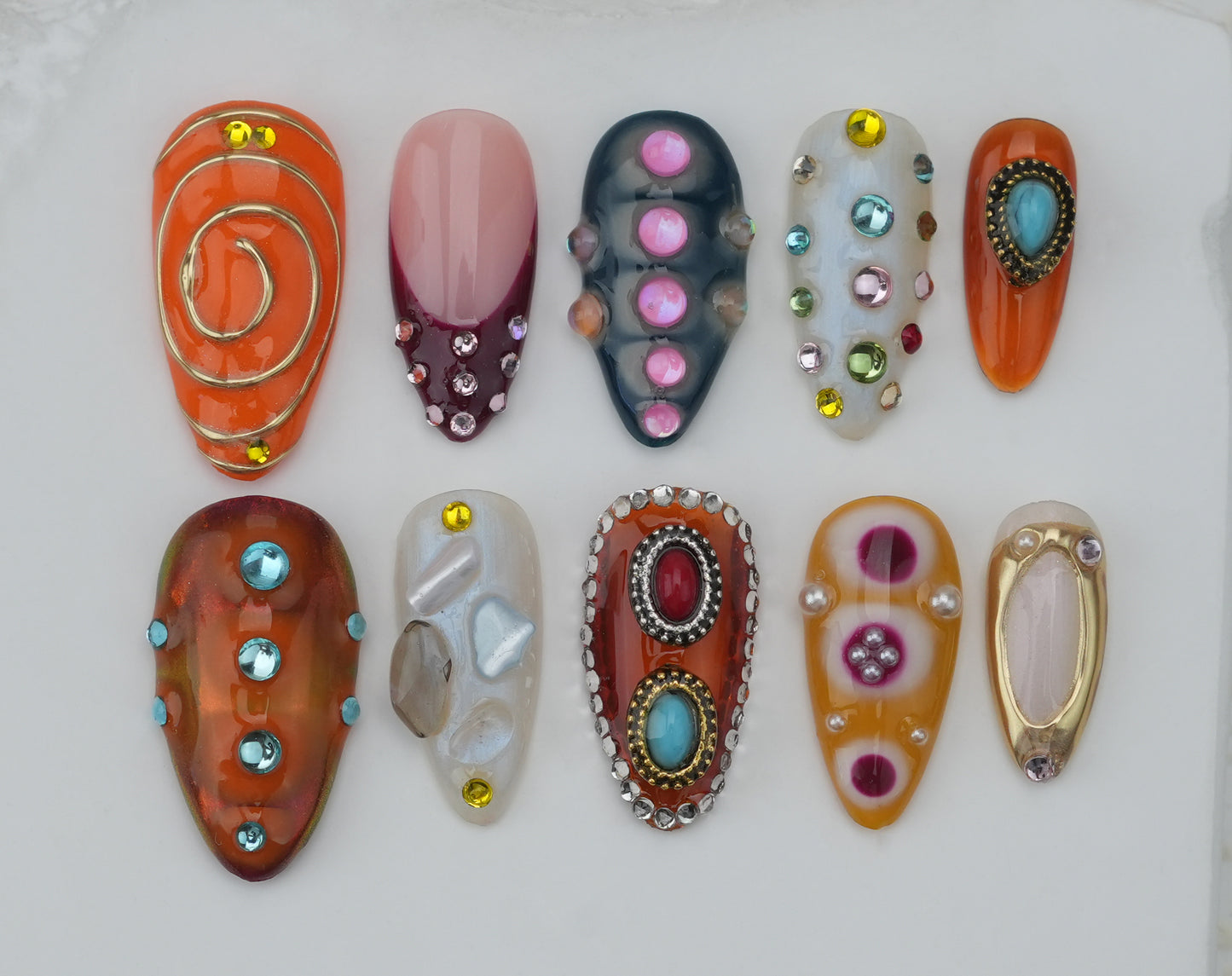 Handmade nails/custom press on nails/party press on nails/Flakes for nails/Beautiful nails gift/nail art/Long nails/Almond nails