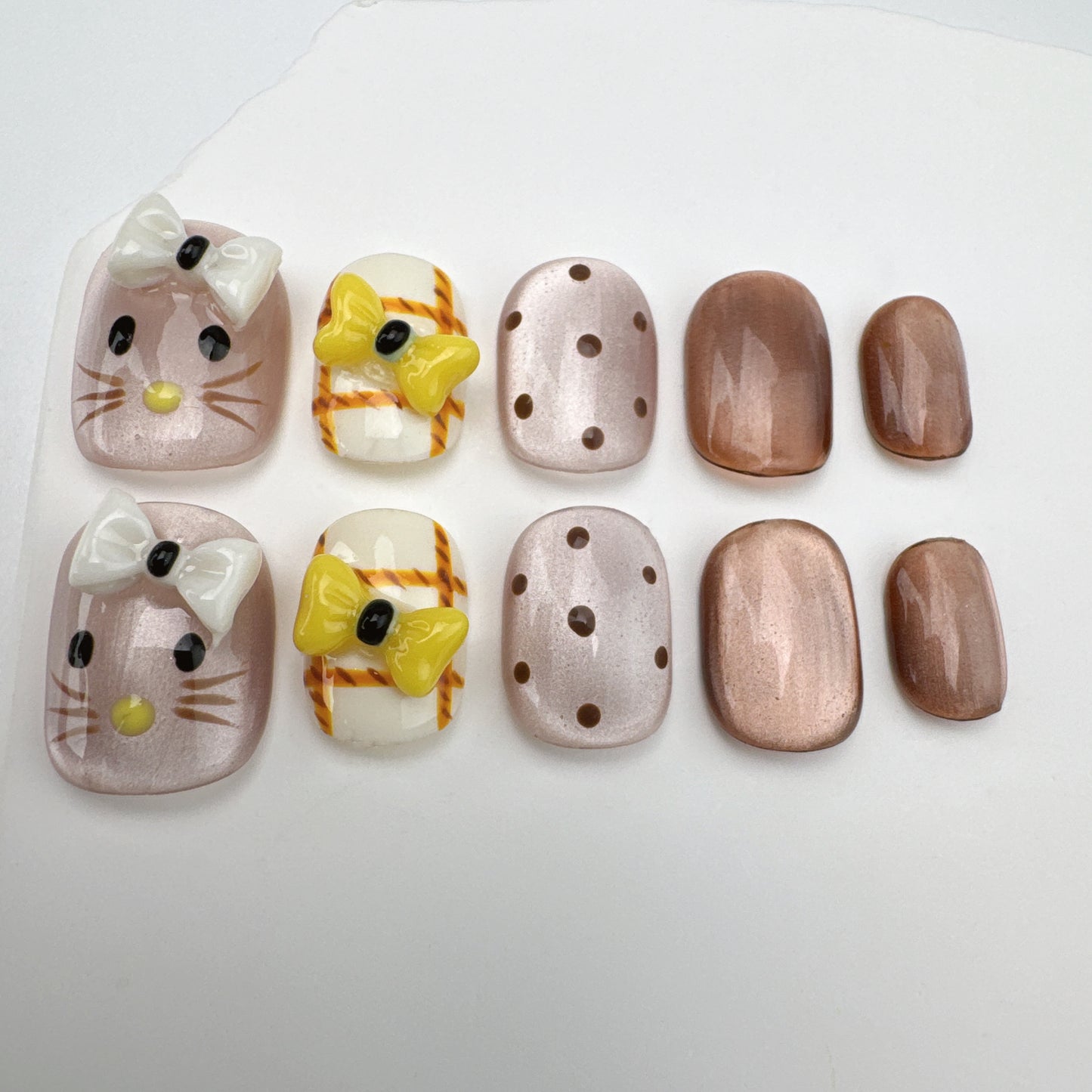Handmade nails/custom press on nails/party press on nails/Flakes for nails/Beautiful nails gift/nail art/Long nails/Almond nails