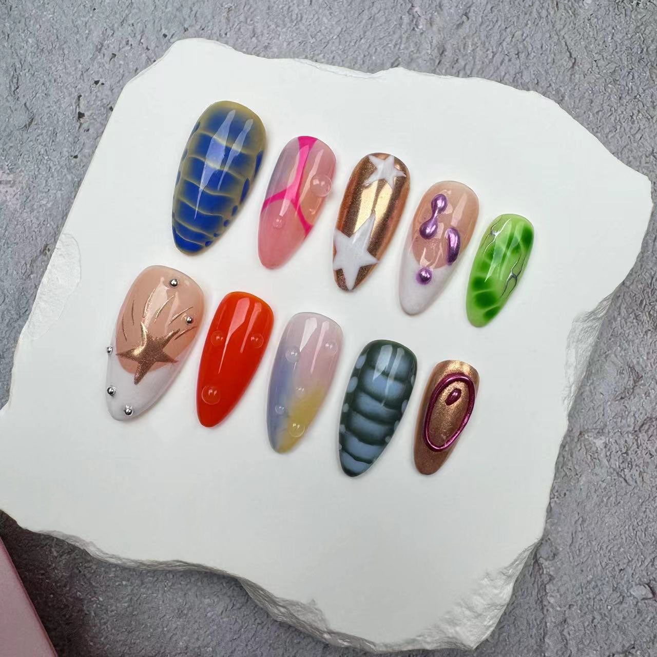 Handmade Nails/custom press on nails/party press on nails/Flakes for nails/wedding nails gift/Japanese nails/Long nails/Almond nails