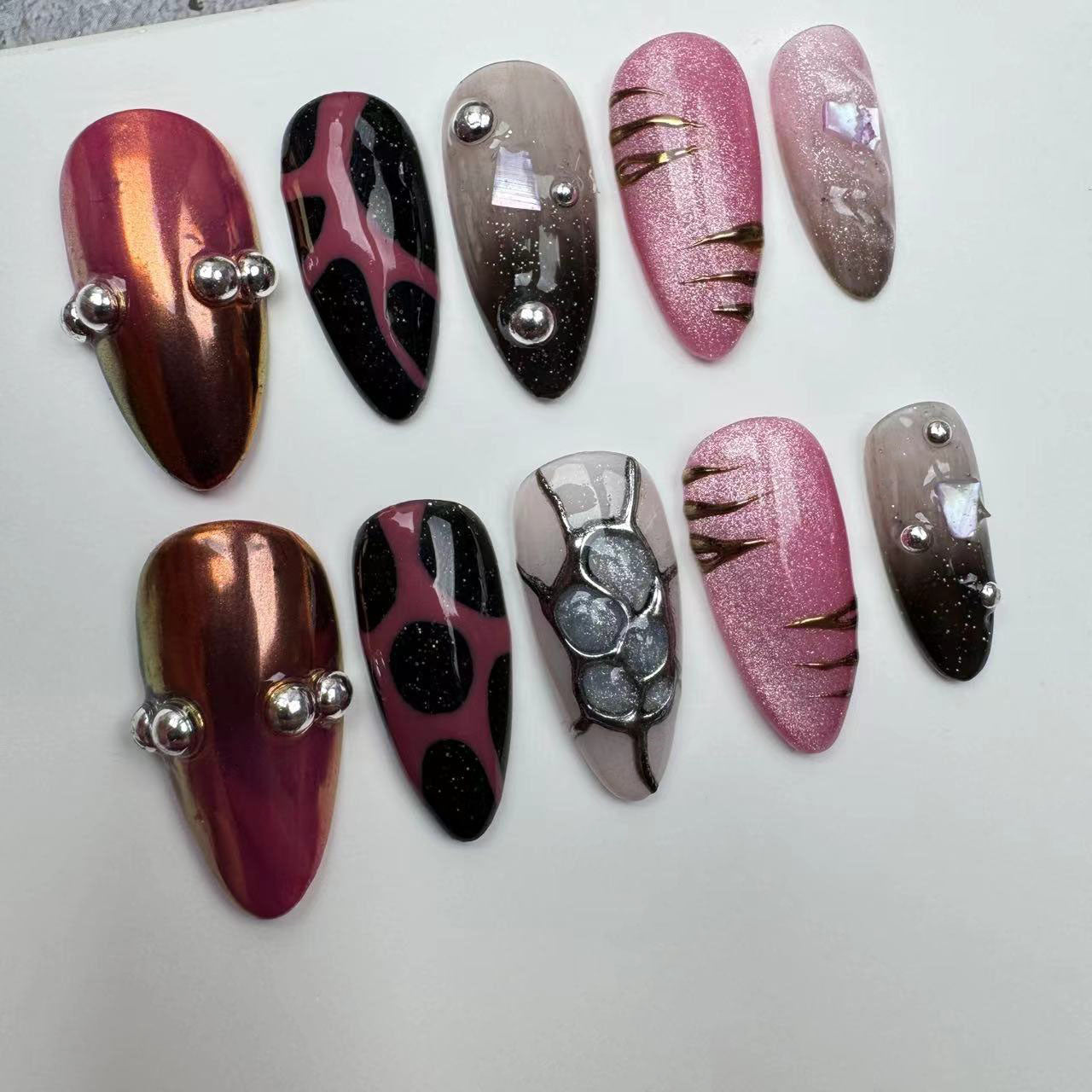Handmade Nails/custom press on nails/party press on nails/Flakes for nails/wedding nails gift/Japanese nails/Long nails/Almond nails
