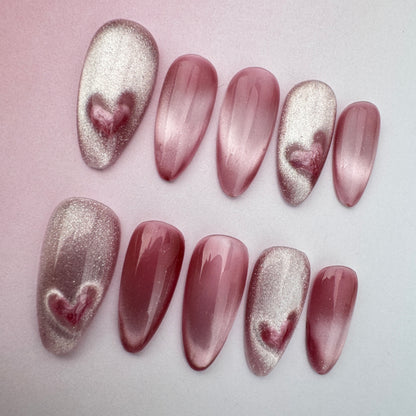Girly nail art, sweet fingertip magic