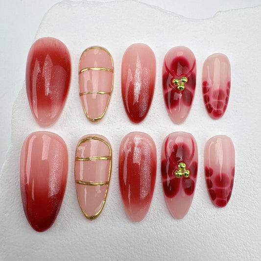 Handmade nails/custom press on nails/party press on nails/Flakes for nails/Beautiful nails gift/nail art/Long nails/Almond nails