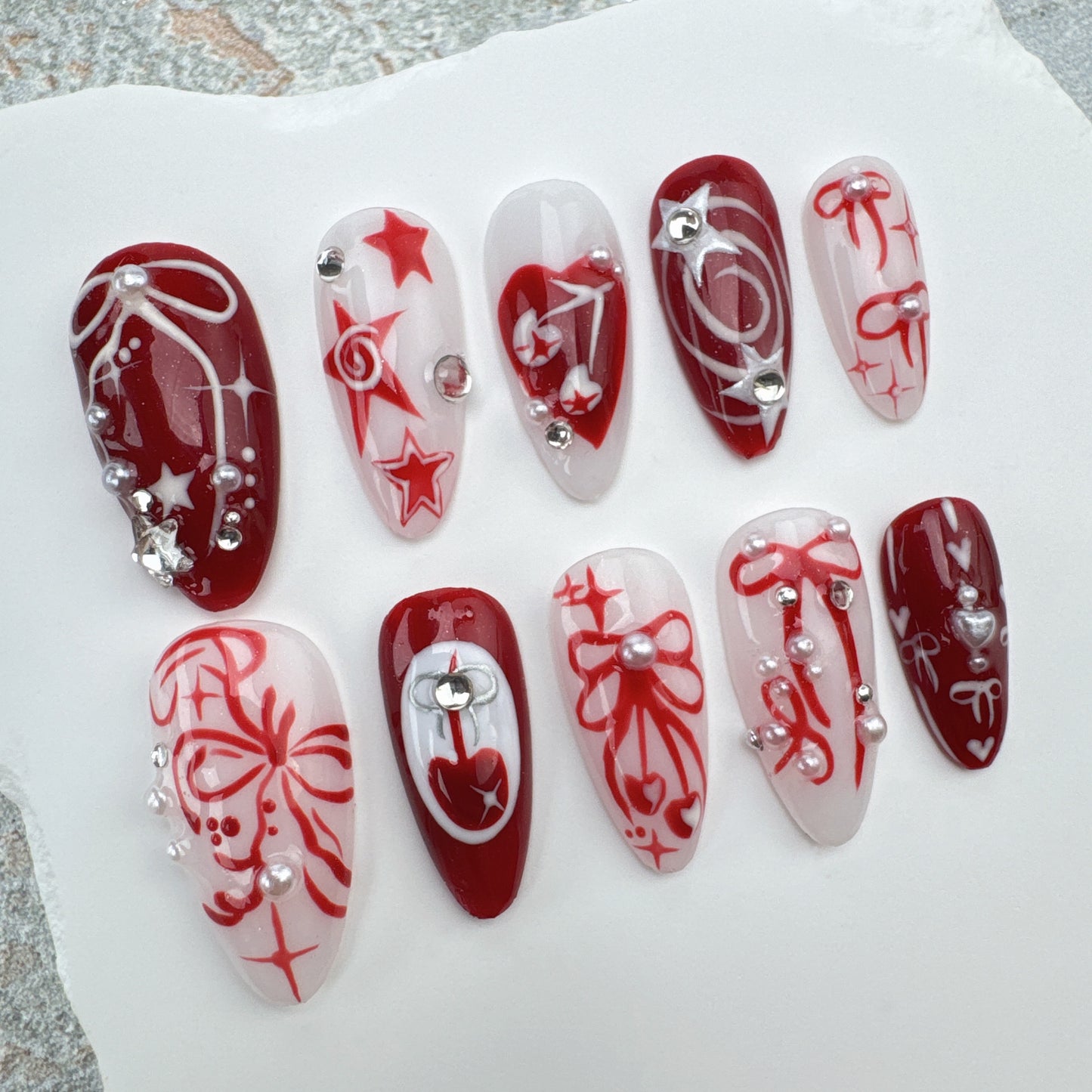 Handmade Nails/custom press on nails/party press on nails/Flakes for nails/Beautiful nails gift/nail art/Long nails/Almond nails