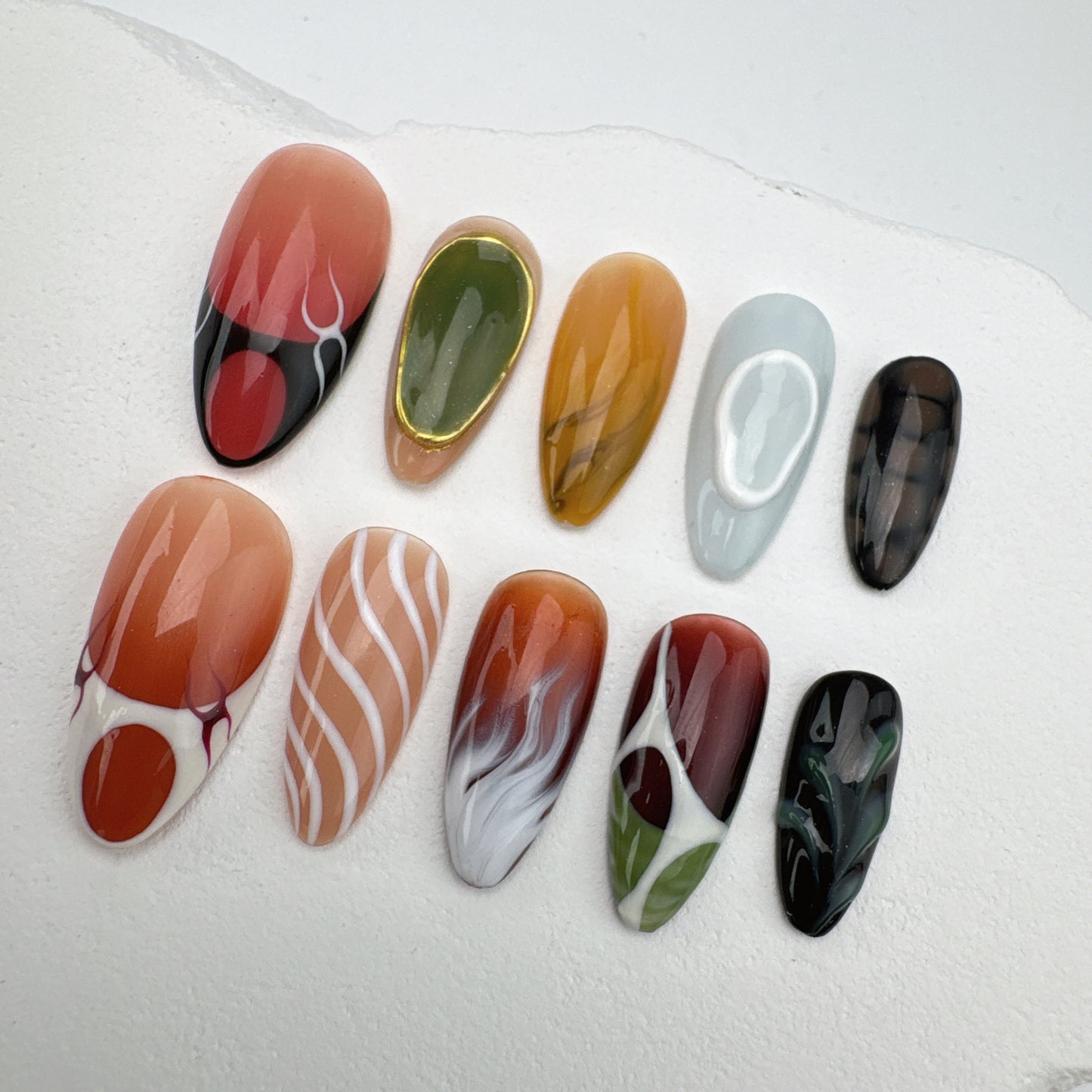 Handmade nails/custom press on nails/party press on nails/Flakes for nails/Beautiful nails gift/nail art/Long nails/Almond nails