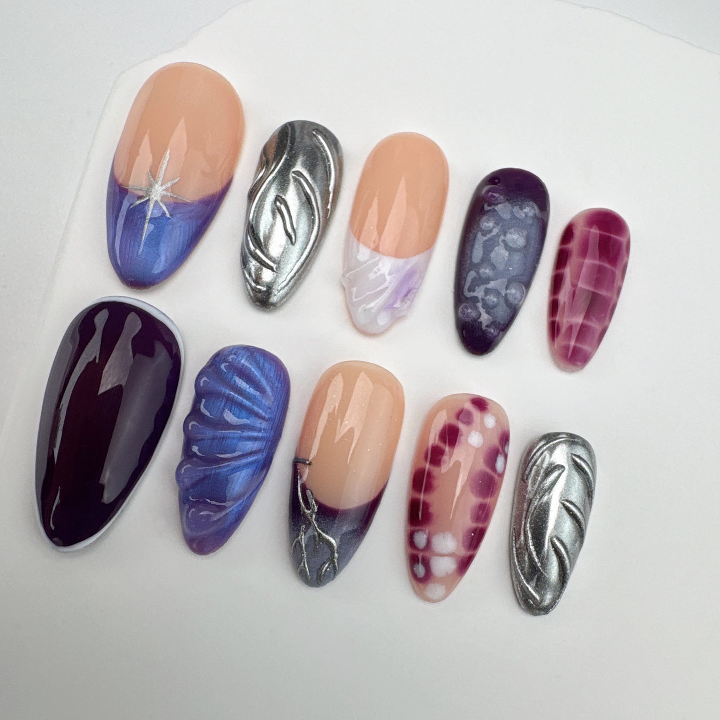 Handmade nails/custom press on nails/party press on nails/Flakes for nails/Beautiful nails gift/nail art/Long nails/Almond nails