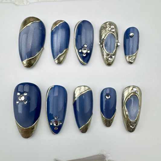 Handmade nails/custom press on nails/party press on nails/Flakes for nails/Beautiful nails gift/nail art/Long nails/Almond nails