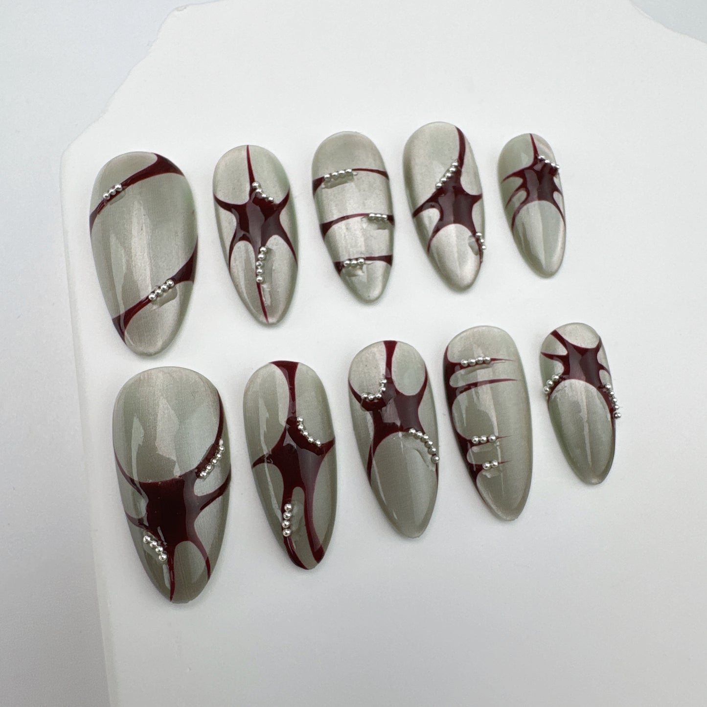 Handmade nails/custom press on nails/party press on nails/Flakes for nails/Beautiful nails gift/nail art/Long nails/Almond nails