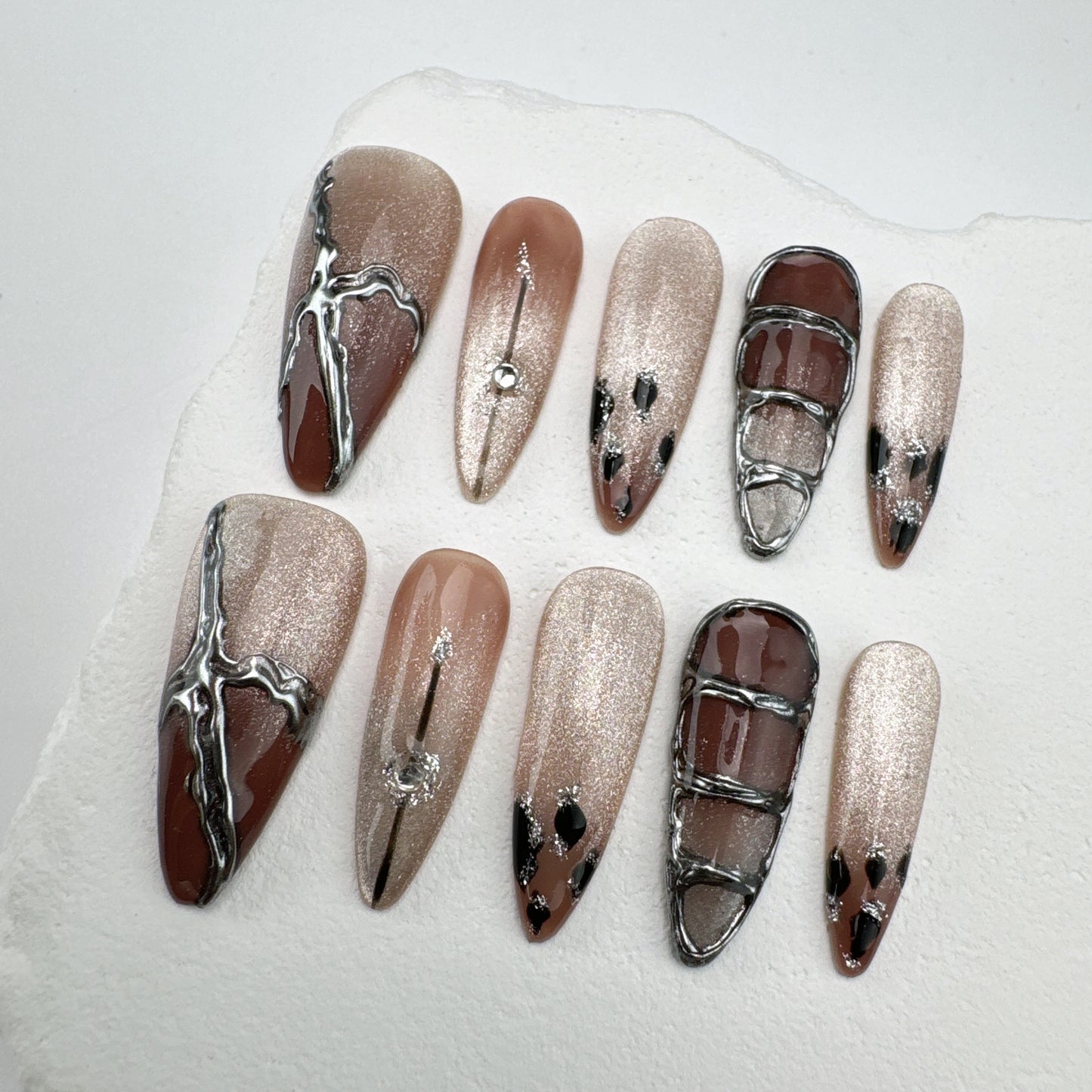 Handmade nails/custom press on nails/party press on nails/Flakes for nails/Beautiful nails gift/nail art/Long nails/Almond nails