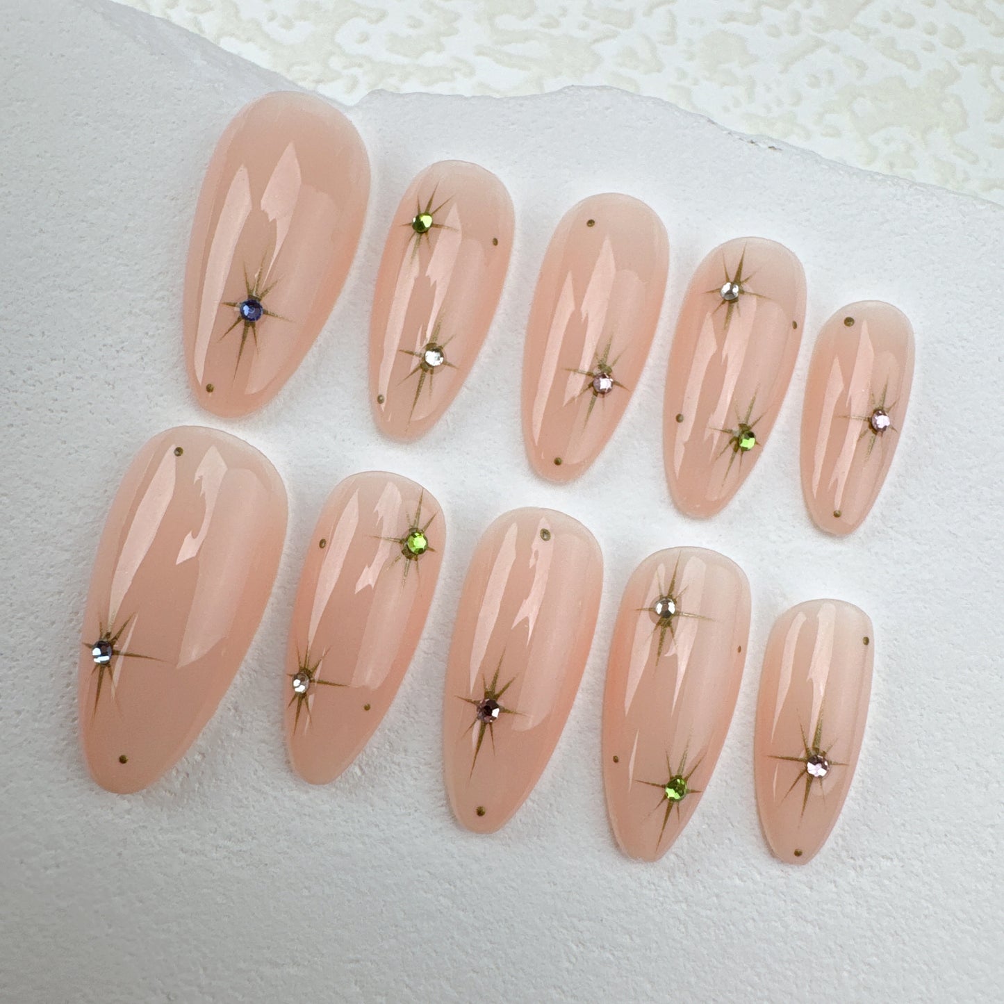 Handmade nails/custom press on nails/party press on nails/Flakes for nails/Beautiful nails gift/nail art/Long nails/Almond nails