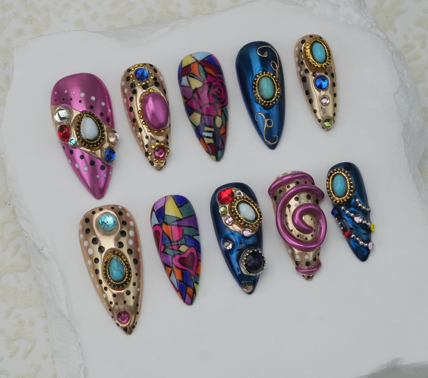 Handmade nails/custom press on nails/party press on nails/Flakes for nails/Beautiful nails gift/nail art/Long nails/Almond nails