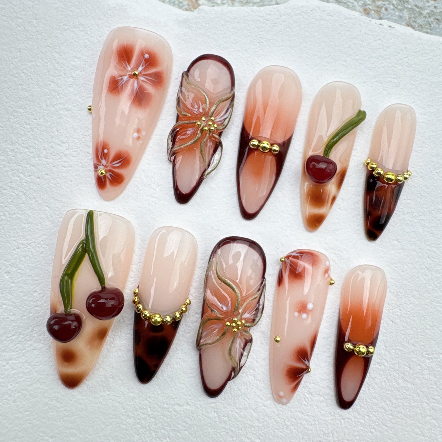 Handmade Nails/custom press on nails/party press on nails/Flakes for nails/Beautiful nails gift/nail art/Long nails/Almond nails 6