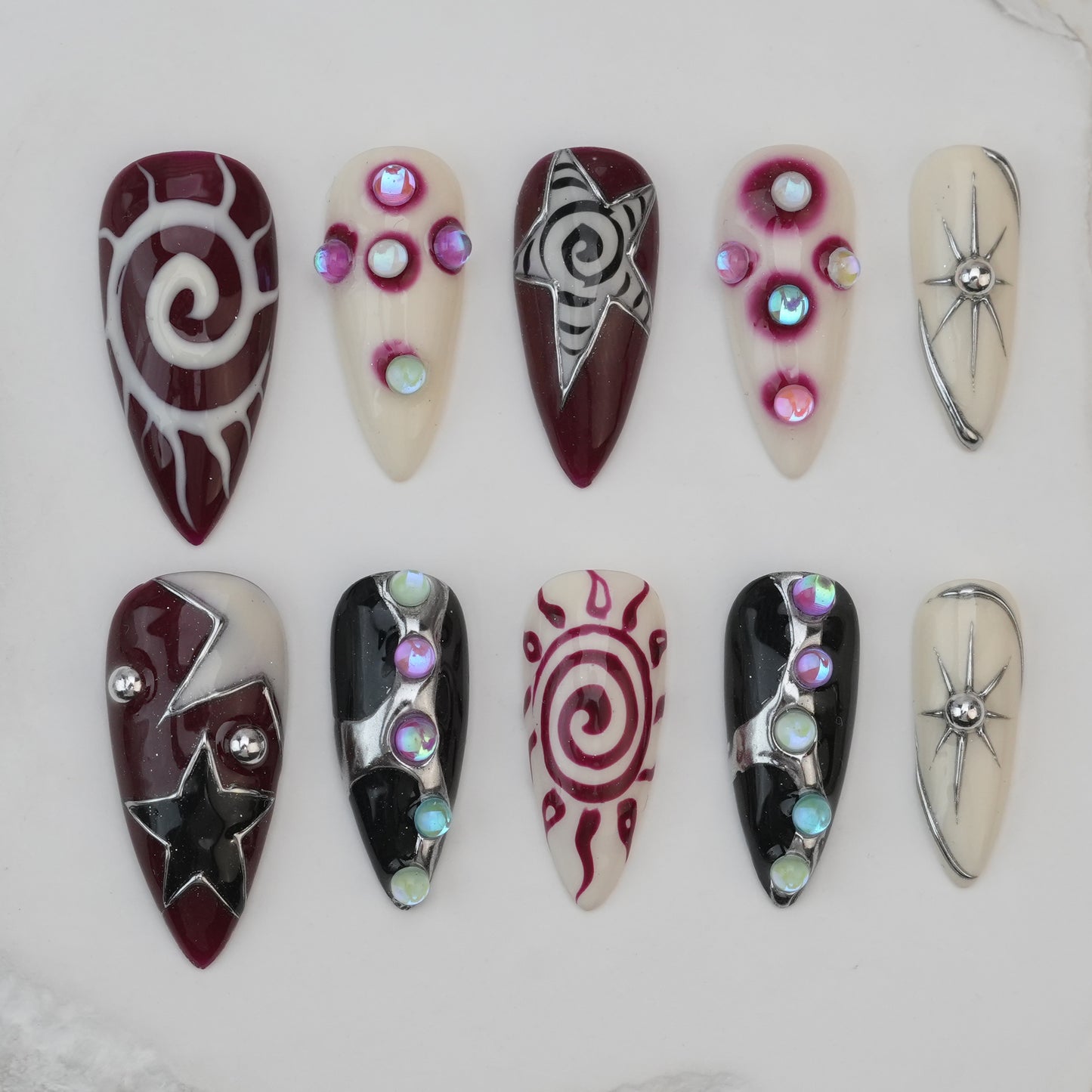 Handmade nails/custom press on nails/party press on nails/Flakes for nails/Beautiful nails gift/nail art/Long nails/Almond nails