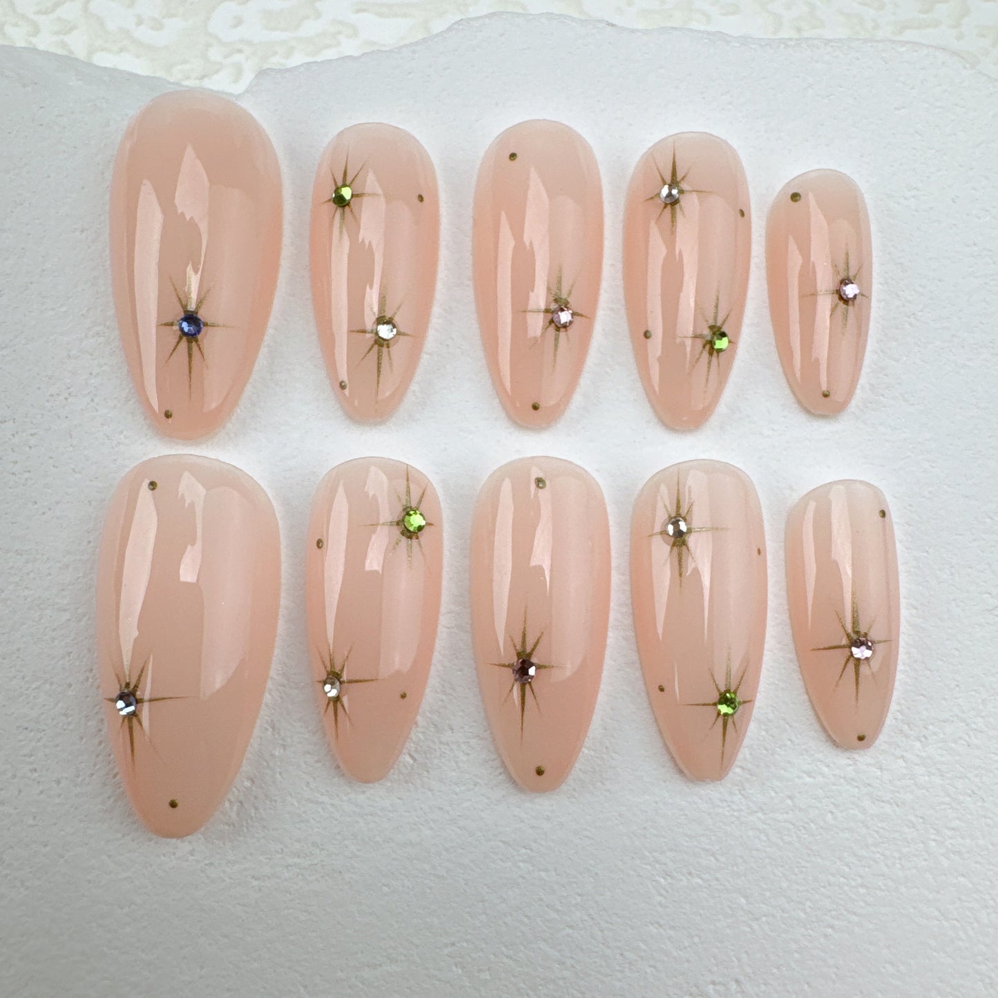 Handmade nails/custom press on nails/party press on nails/Flakes for nails/Beautiful nails gift/nail art/Long nails/Almond nails