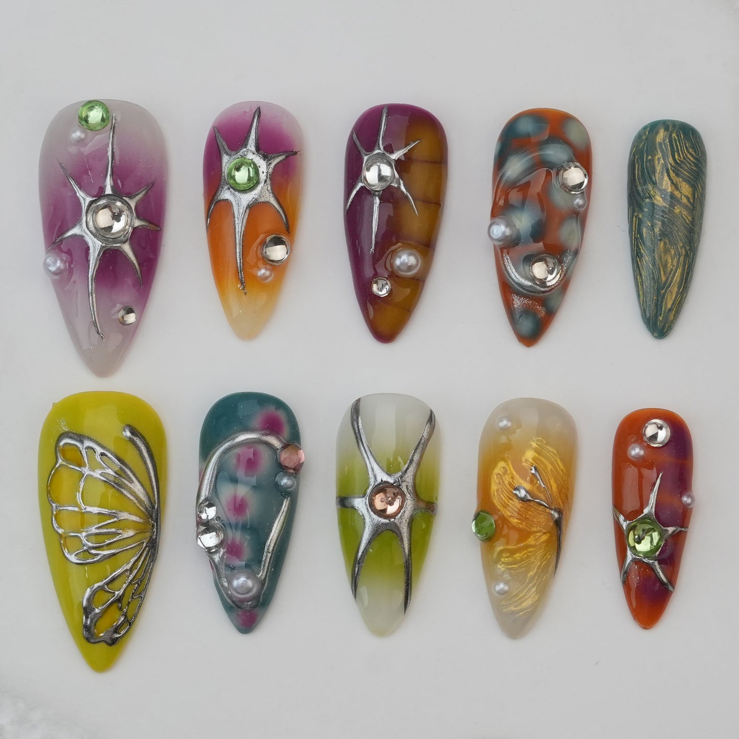 Handmade nails/custom press on nails/party press on nails/Flakes for nails/Beautiful nails gift/nail art/Long nails/Almond nails