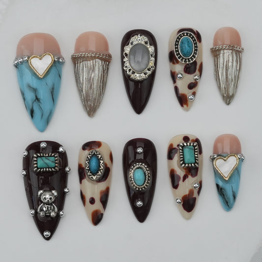 Handmade nails/custom press on nails/party press on nails/Flakes for nails/Beautiful nails gift/nail art/Long nails/Almond nails