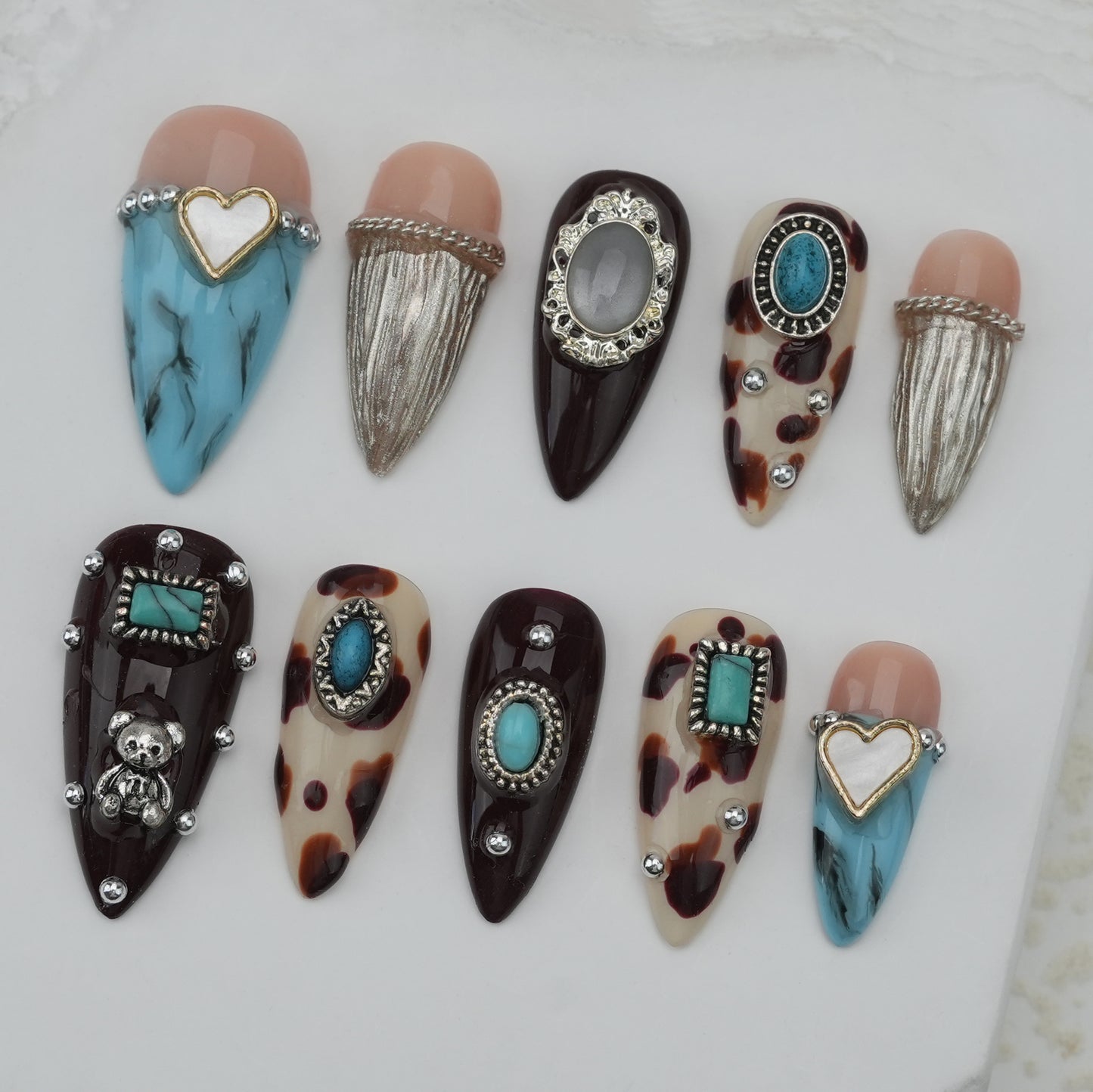 Handmade nails/custom press on nails/party press on nails/Flakes for nails/Beautiful nails gift/nail art/Long nails/Almond nails