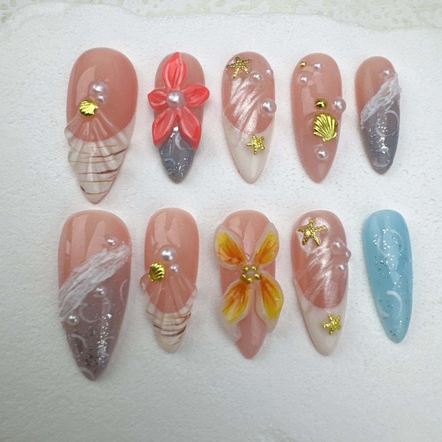 3D flower nails/custom press on nails/party press on nails/Flakes for nails/Beautiful nails gift/nail art/Long nails/Almond nails