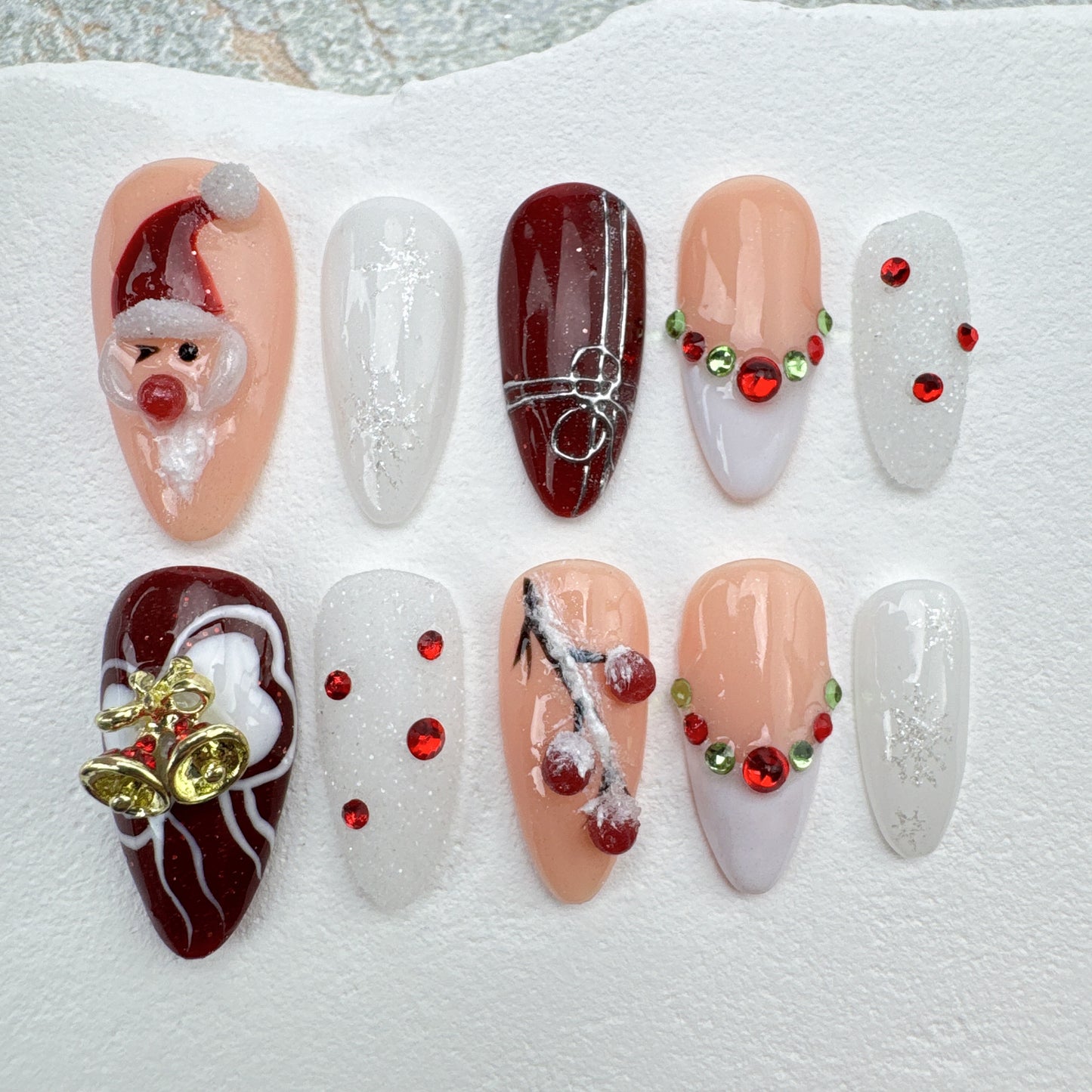 Handmade Nails/custom press on nails/party press on nails/Flakes for nails/Beautiful nails gift/nail art/Long nails/Almond nails