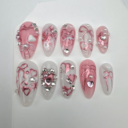 Handmade nails/custom press on nails/party press on nails/Flakes for nails/Beautiful nails gift/nail art/Long nails/Almond nails