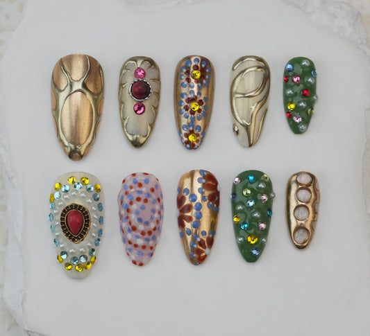 Handmade nails/custom press on nails/party press on nails/Flakes for nails/Beautiful nails gift/nail art/Long nails/Almond nails