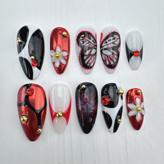 Handmade Nails/custom press on nails/party press on nails/Flakes for nails/Beautiful nails gift/nail art/Long nails/Almond nails