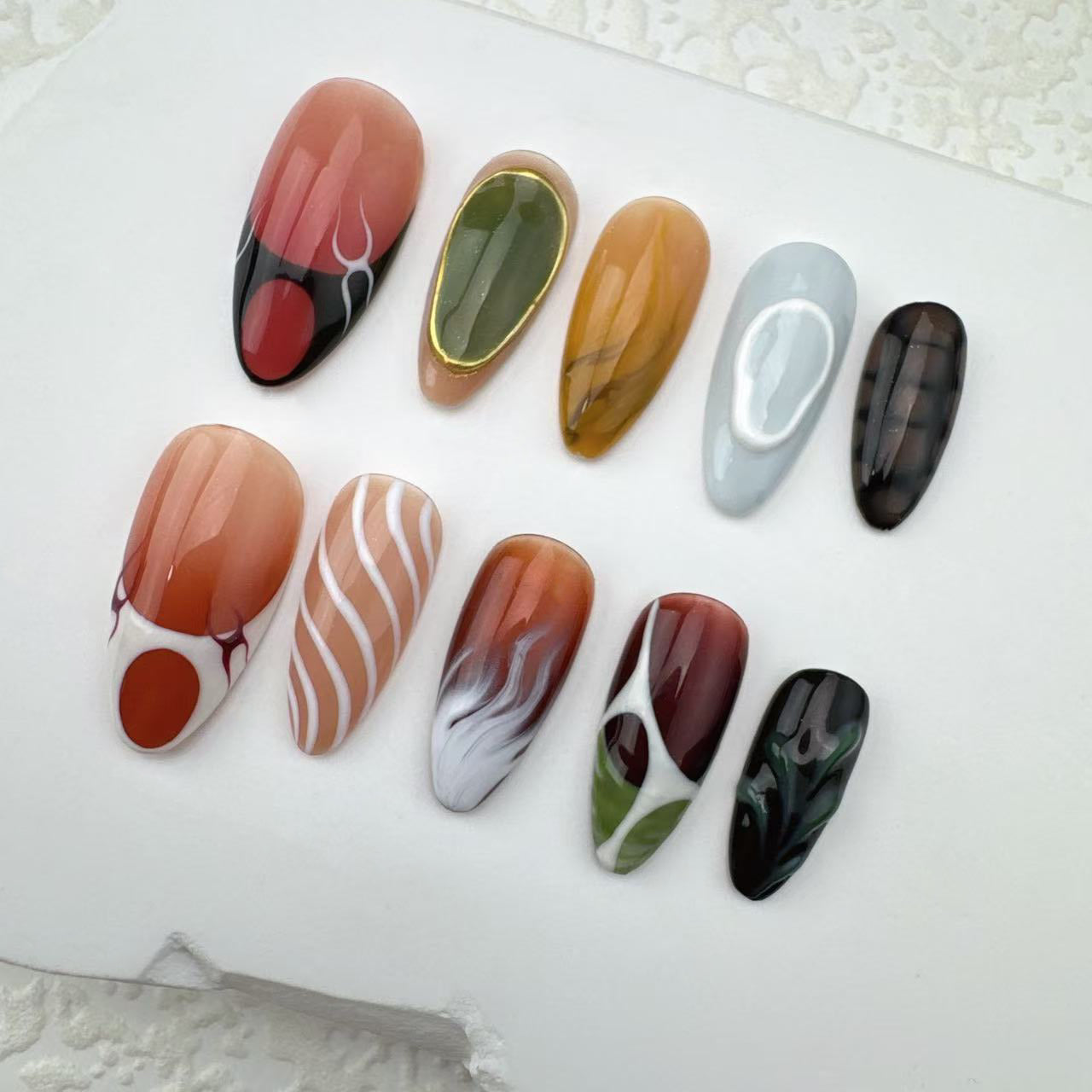 Handmade nails/custom press on nails/party press on nails/Flakes for nails/Beautiful nails gift/nail art/Long nails/Almond nails